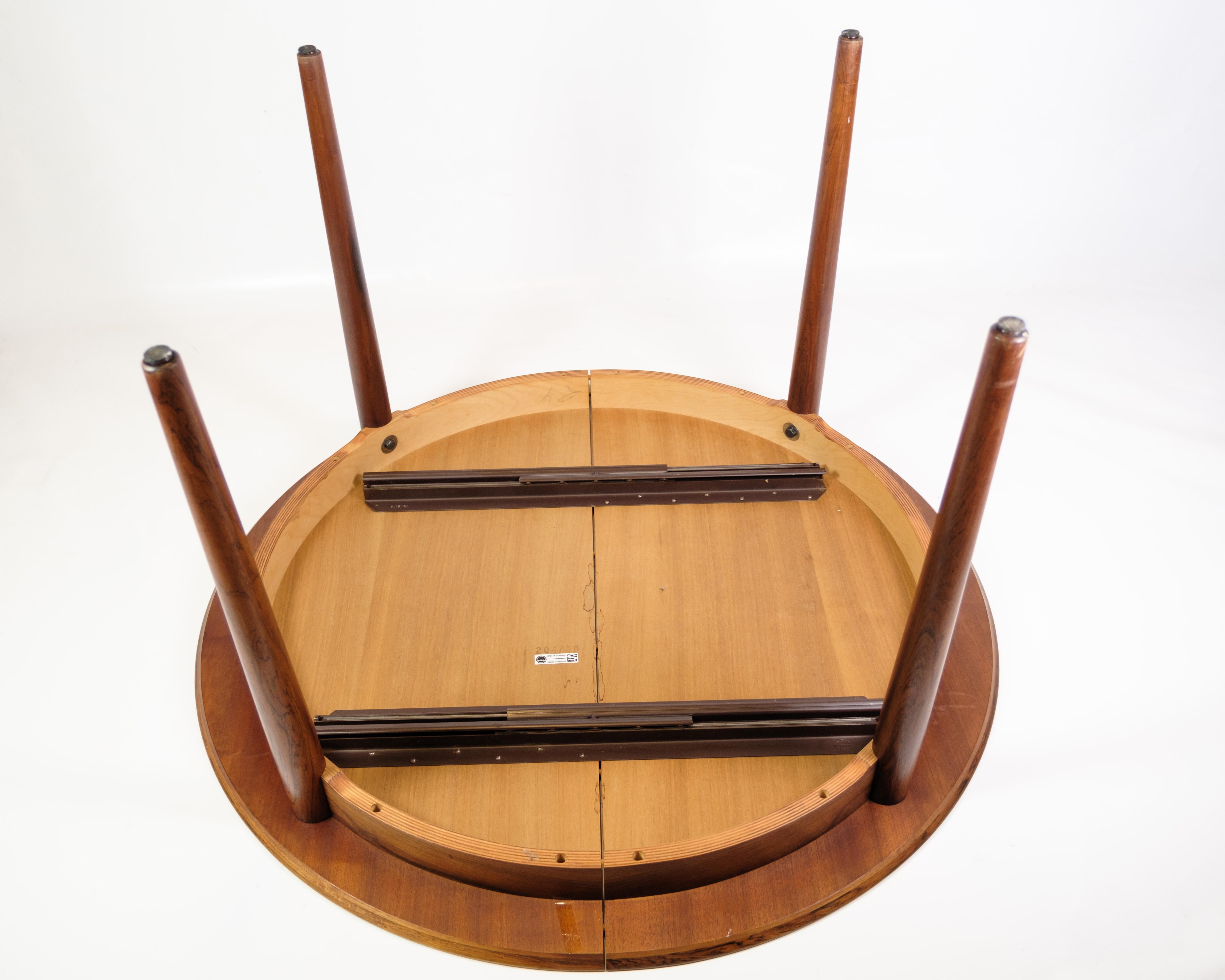 Round Dining Table  Made In rosewood By Arne Vodder From 1960s 11