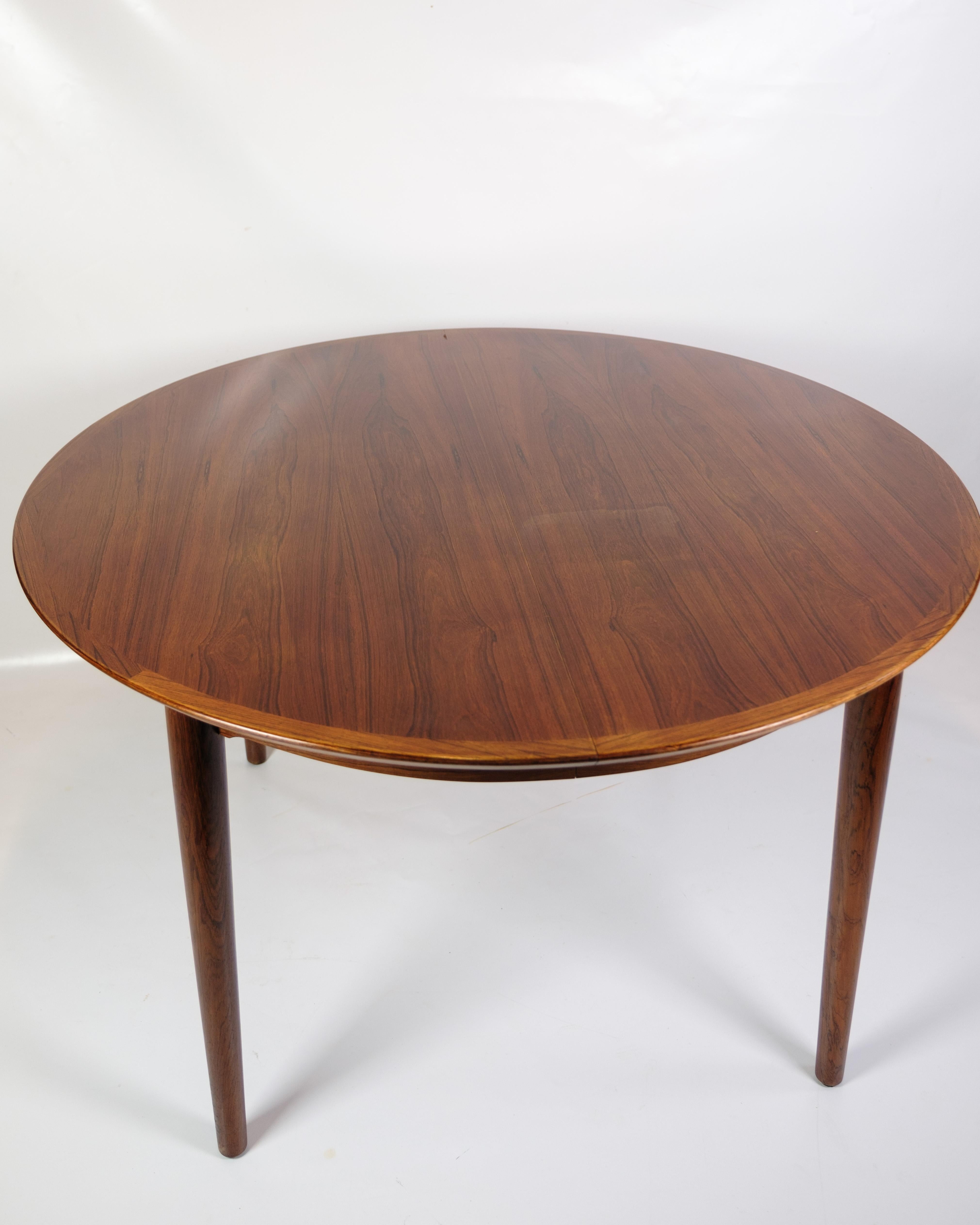 Mid-20th Century Round Dining Table  Made In rosewood By Arne Vodder From 1960s