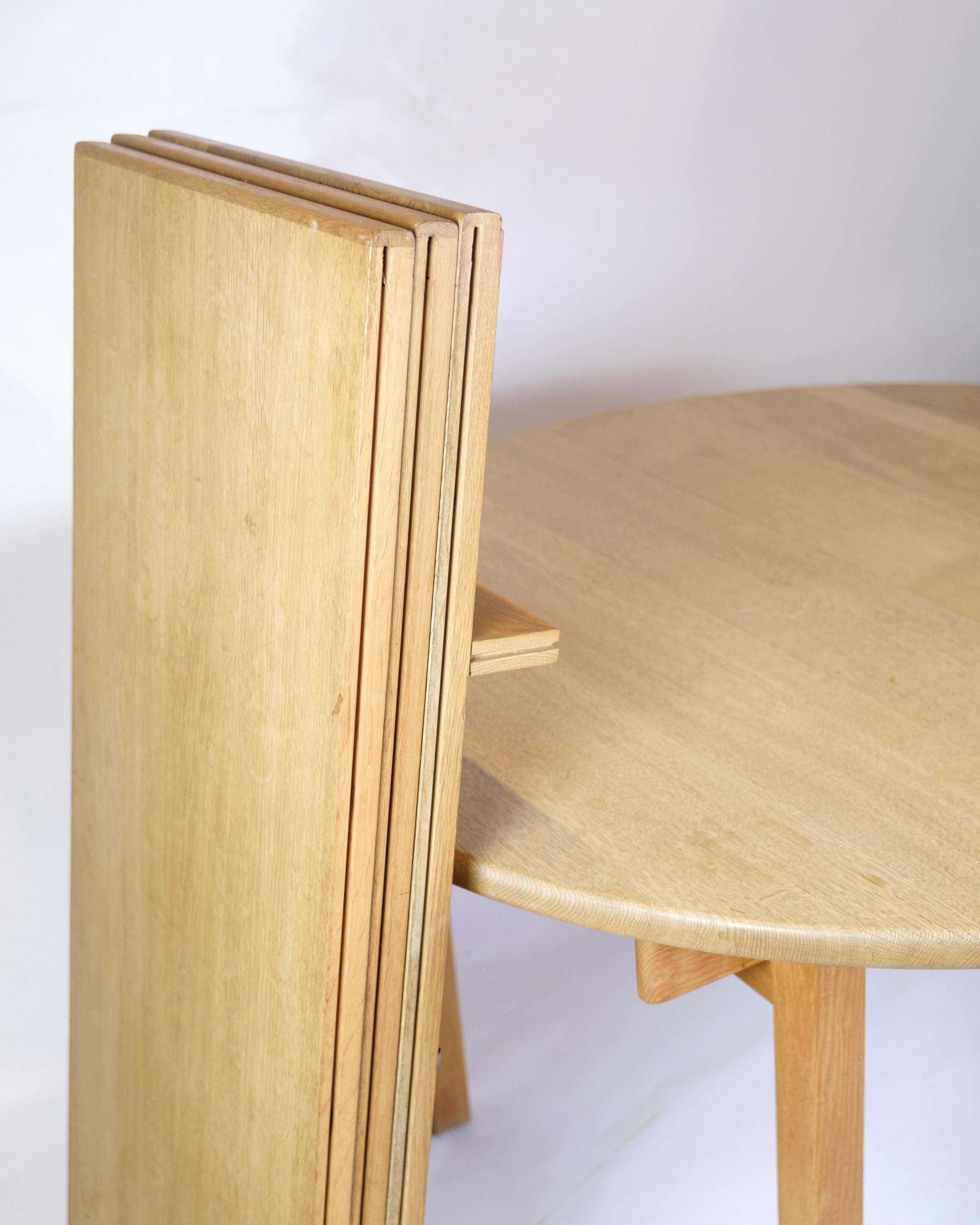 Round Dining Table With Extension Made In Oak By Kurt Østervig For K.P Furniture For Sale 5