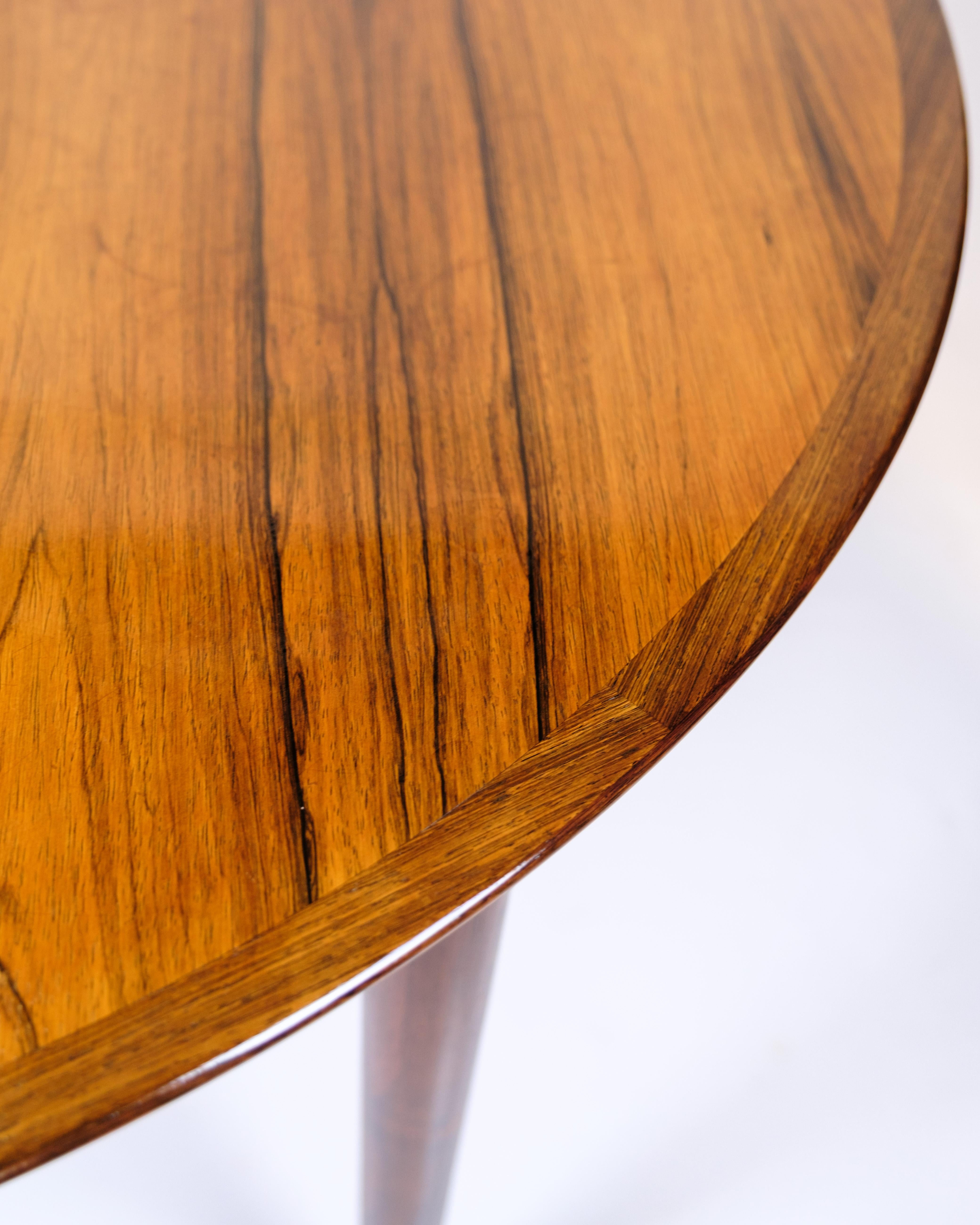 Mid-20th Century Round Dining Table With Extensions Leaves In Rosewood By Arne Vodder From 1960s For Sale
