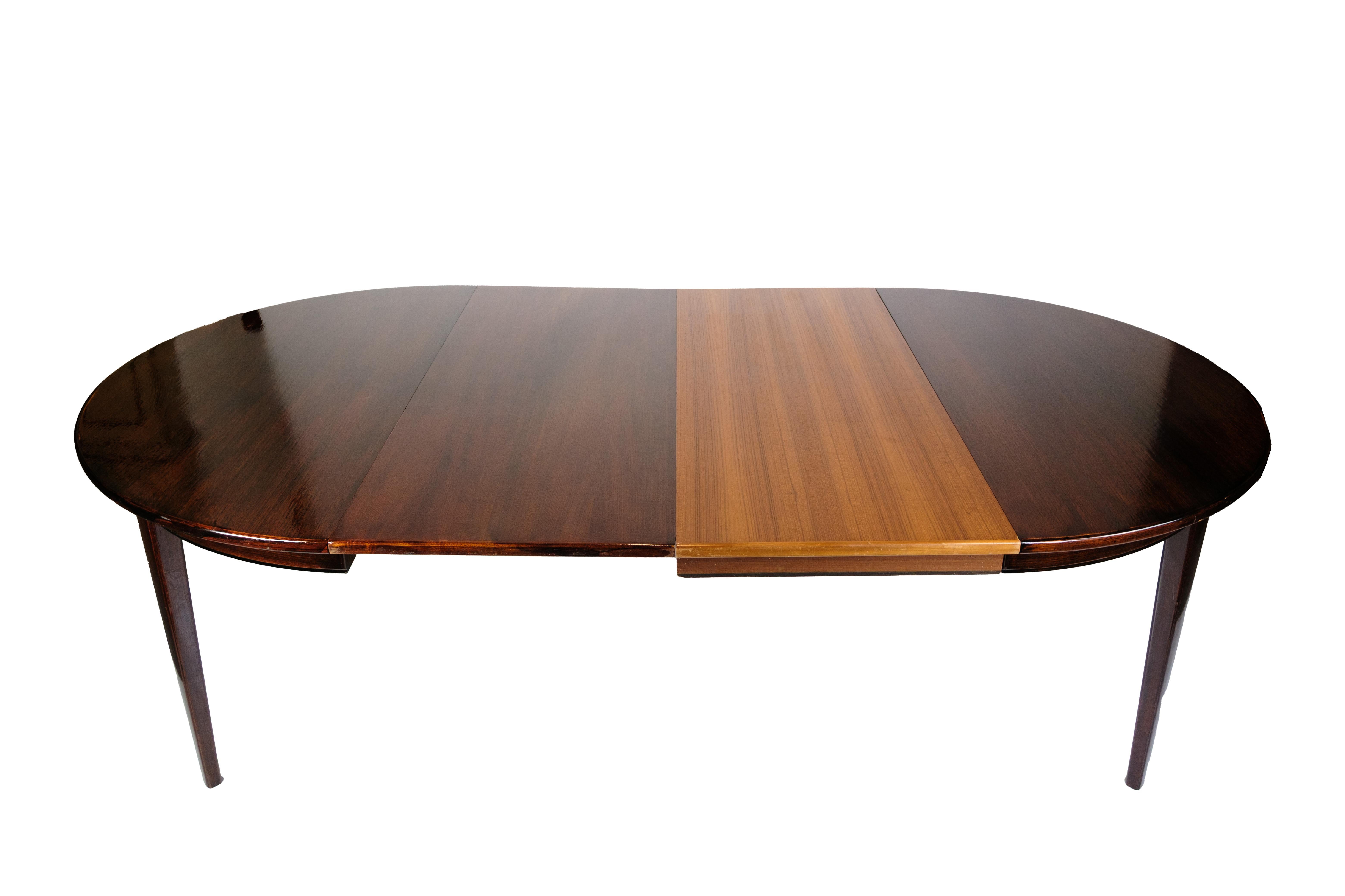 Round Dining Table With Extensions Model 55 Made In Mahogany By Omann Junior For Sale 4