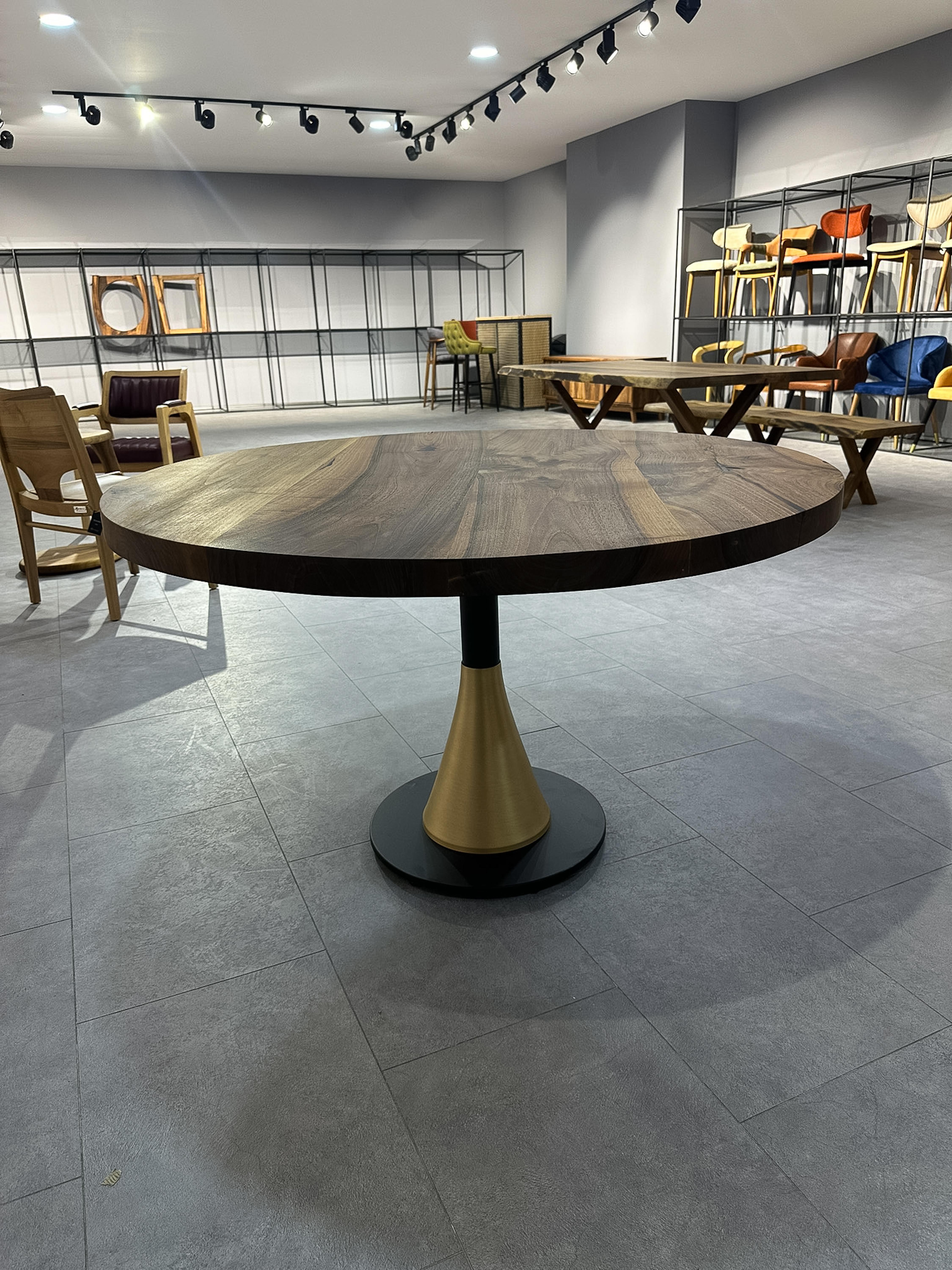 Turkish Rustic Wood Black Walnut Custom Dining Room Table - Solid Wood Round Table For Sale