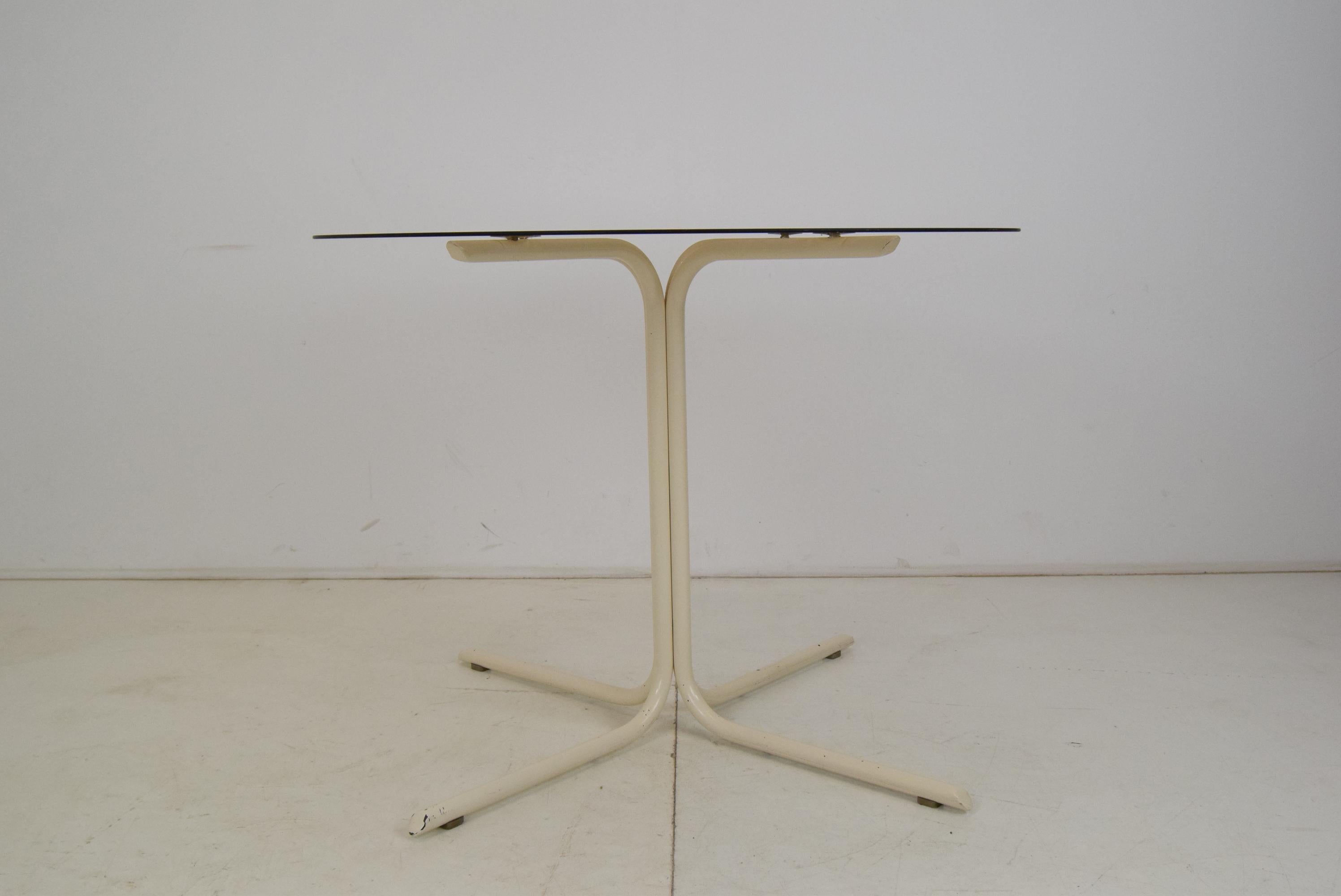 Round Dining Table, Metal and Glass, 1970's For Sale 5