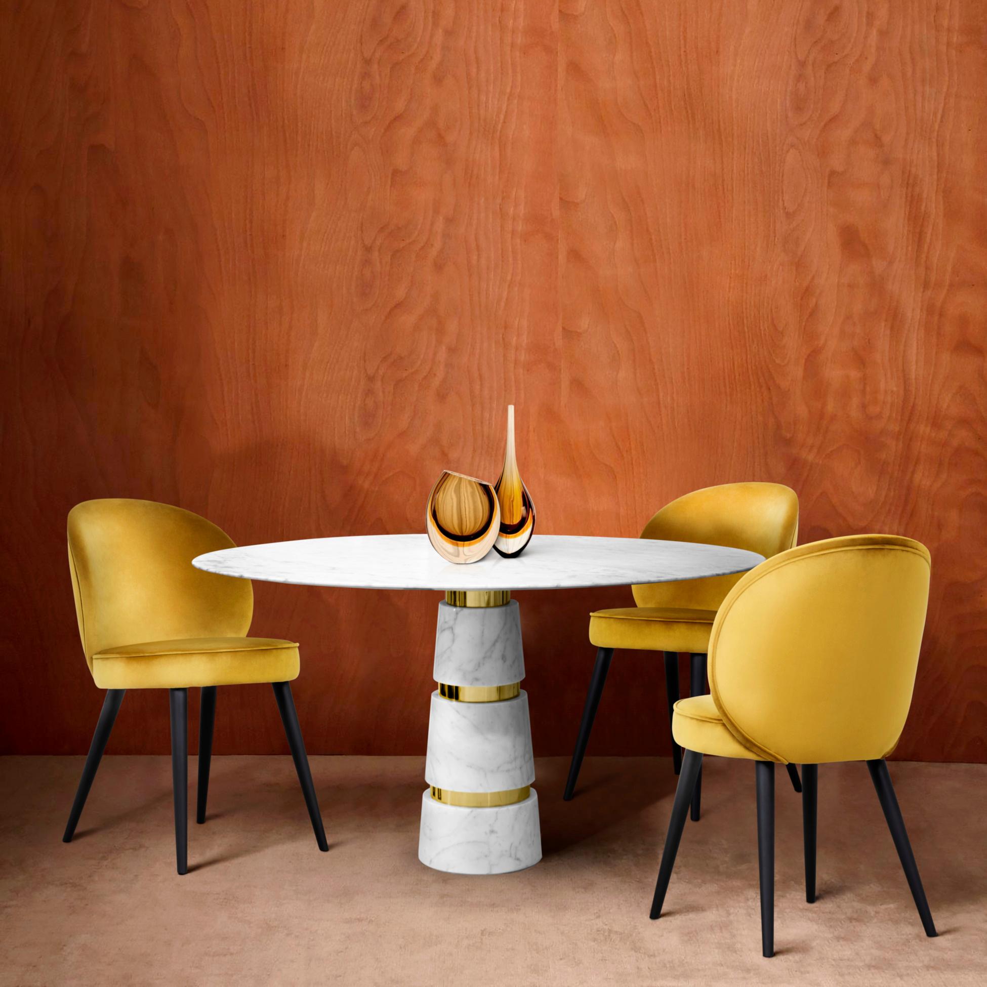 Table de salle à manger ronde « Colonne » en marbre Neuf - En vente à Saint-Ouen, FR