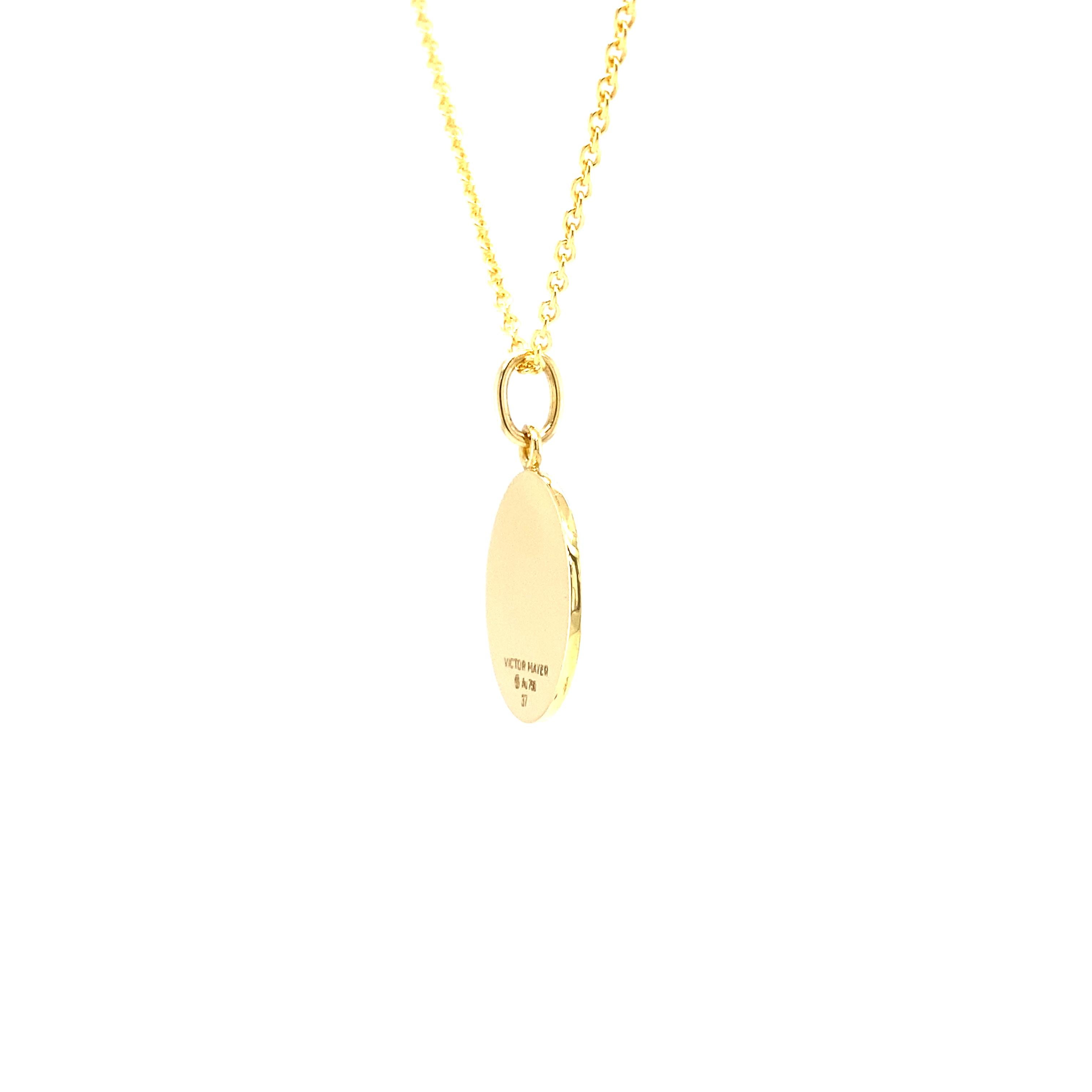 Collier pendentif guilloché en or jaune 18 carats, émail turquoise et paillons Pour femmes en vente