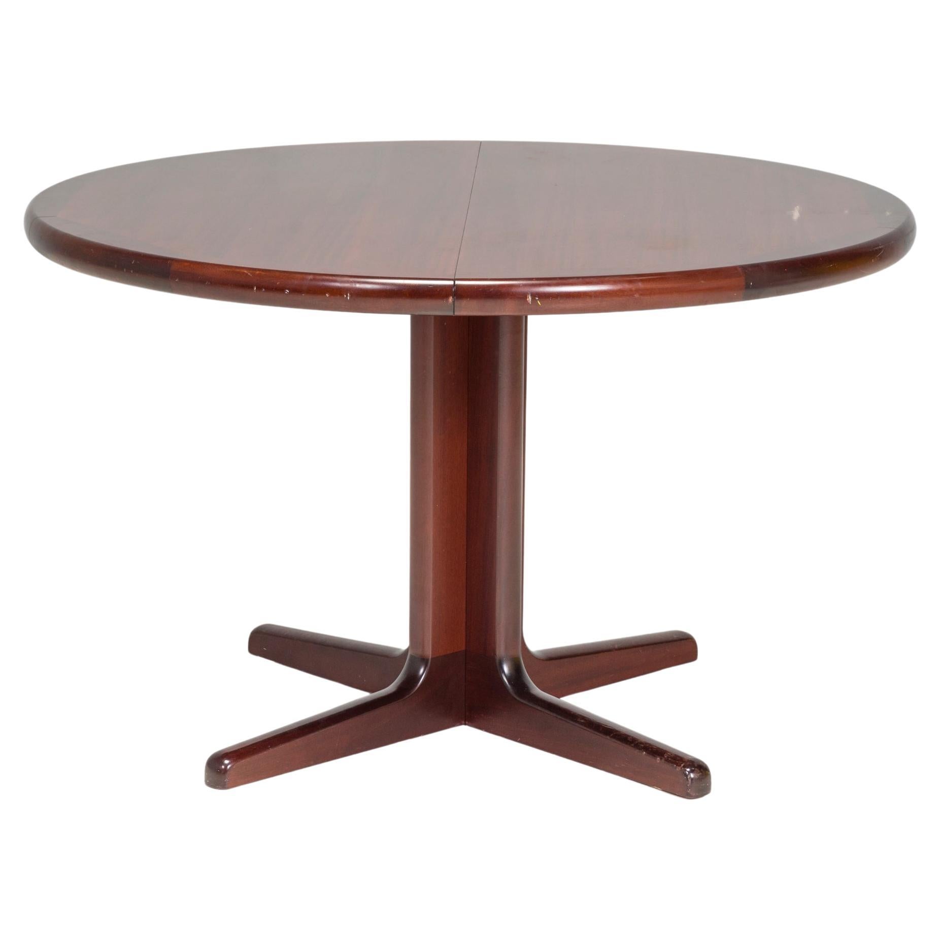 Round Double Extendable Rosewood Dining Table, 1960s For Sale