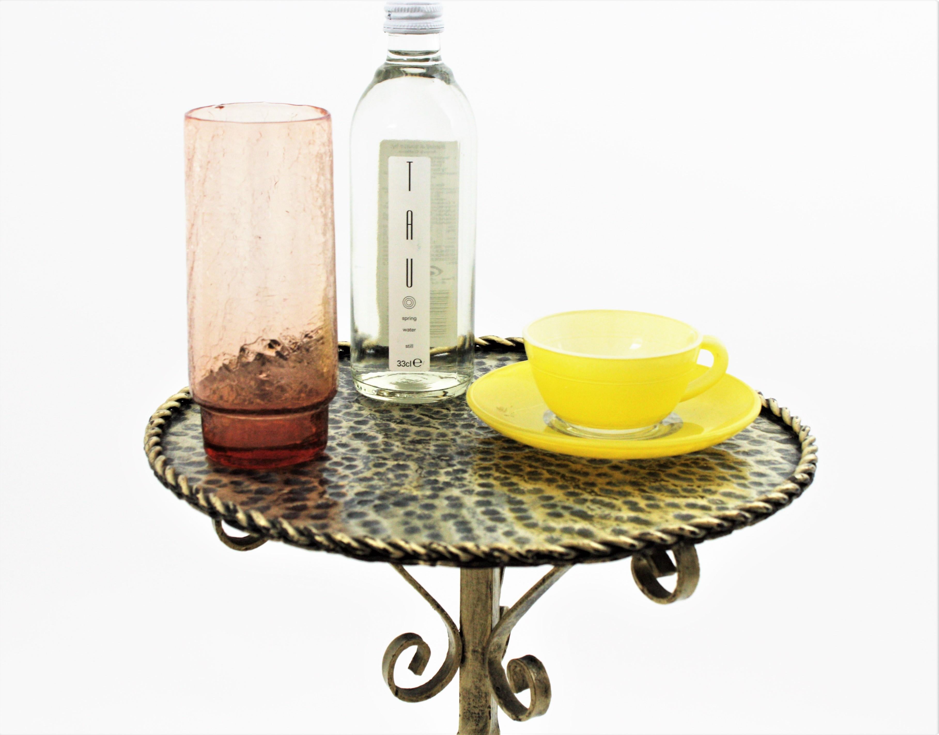 Spanish Drinks Table / Side Table / Martini Table in Silver Gilt Metal For Sale 2