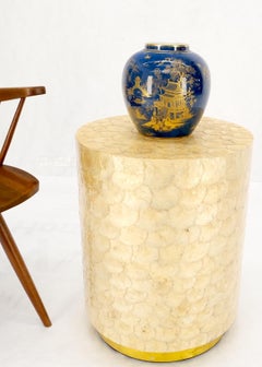 Mesa auxiliar redonda decorativa con forma de tambor con incrustaciones de nácar de abulón