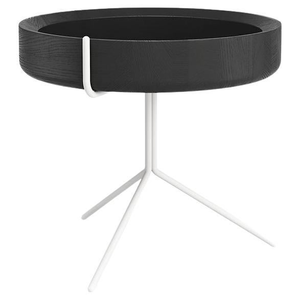 Table d'appoint ronde à plateau tambour Corinna Warm pour Swedese H 14 po. Frêne noir, cadre blanc en vente