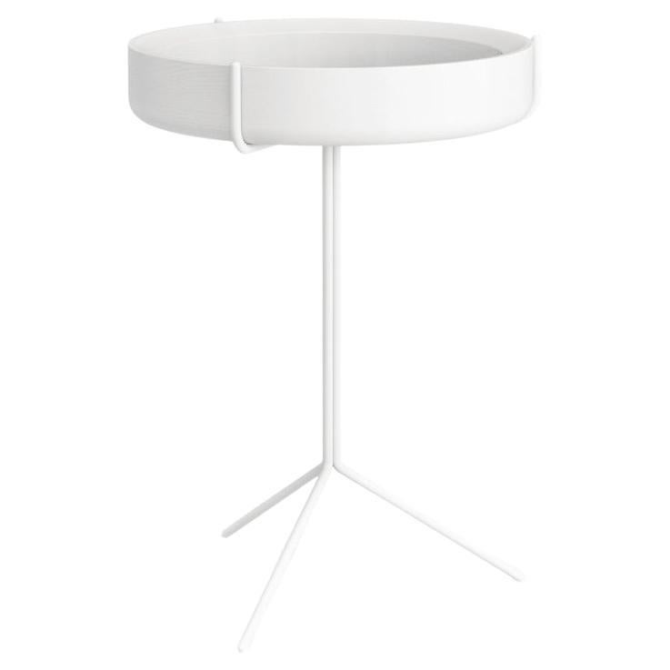 Table d'appoint tambour ronde Corinna Warm pour Swedese H 22" Frêne blanc, cadre blanc en vente
