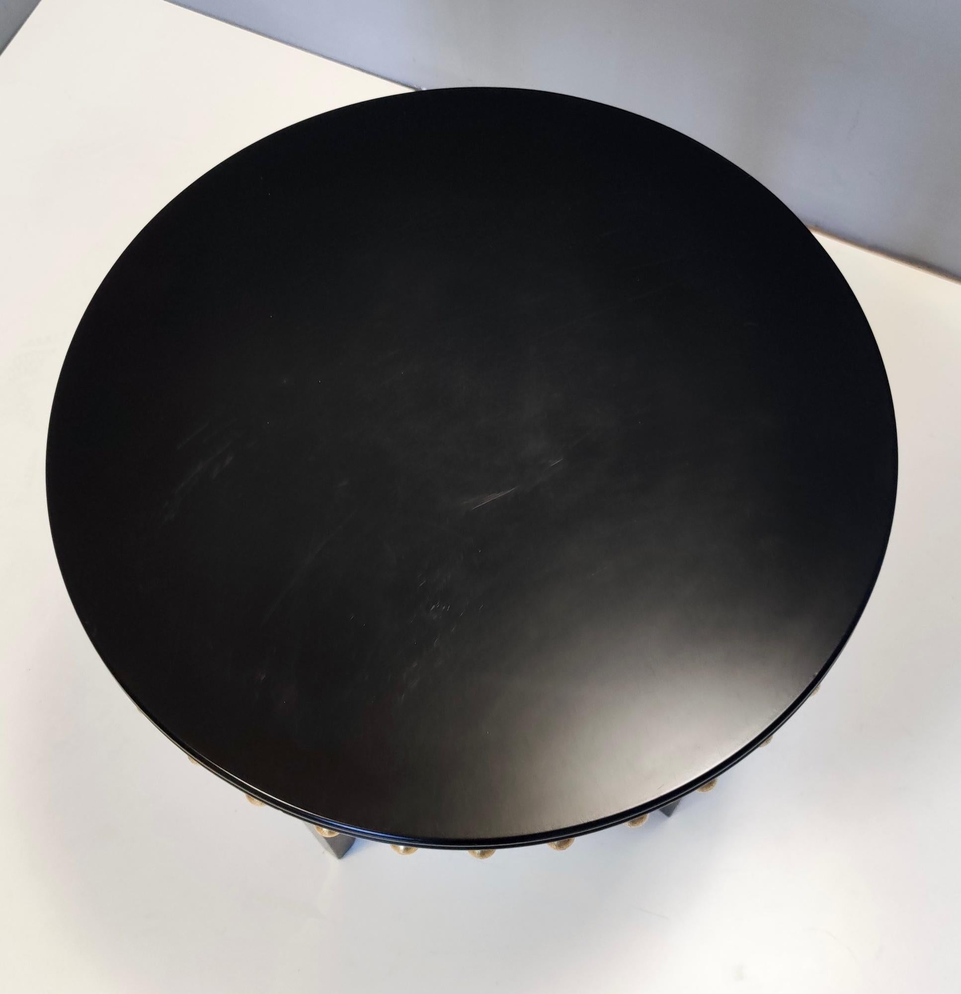 Round Black Ebonized Beech Coffee Table by Roberto Ventura, Italy, 2000s For Sale 1