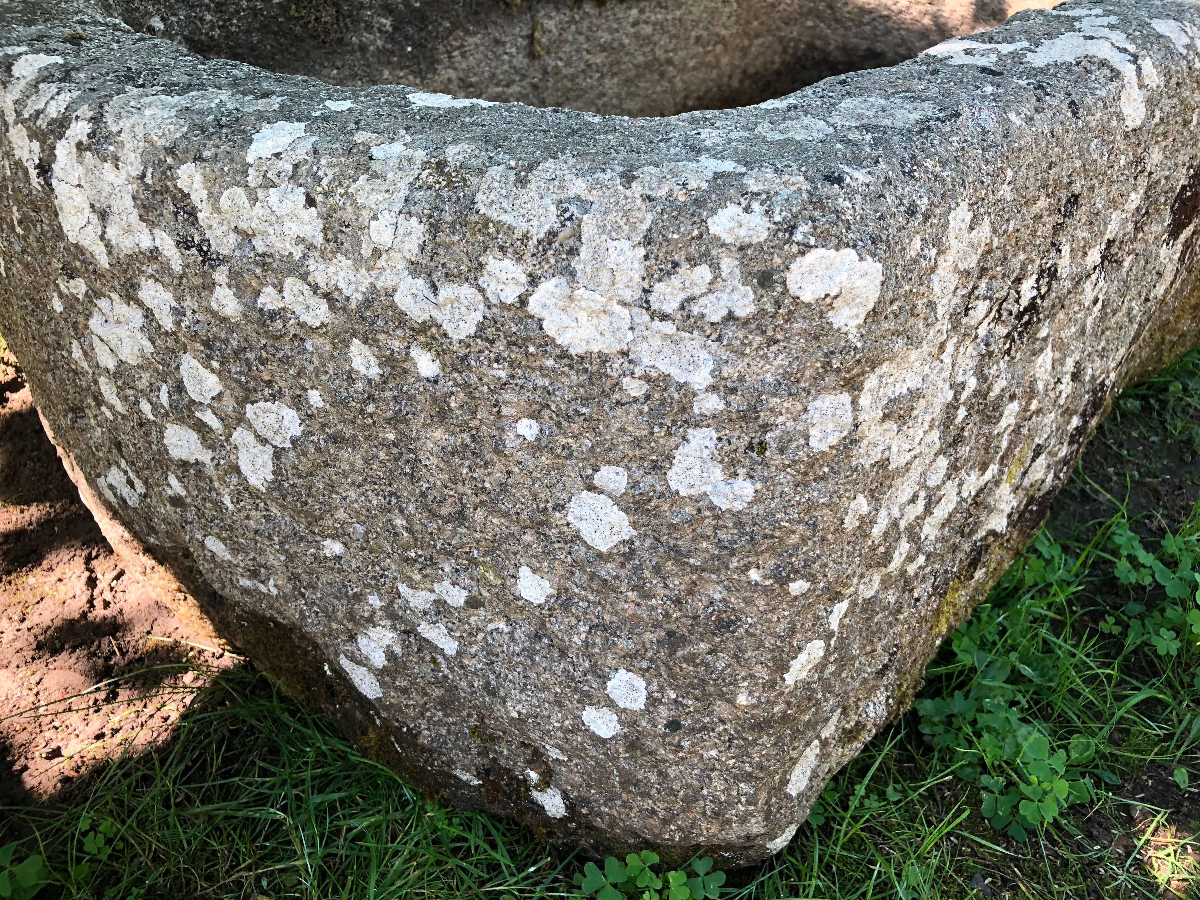Round-Edged 18th Century Hand-Carved Cornish Granite Trough In Good Condition In Woodbury, CT