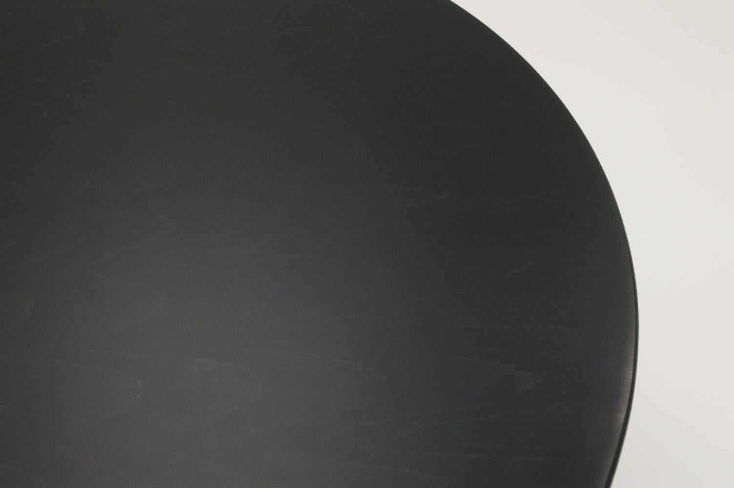 Steel Round Eiffel dining table from Thonet, 1970s Germany.