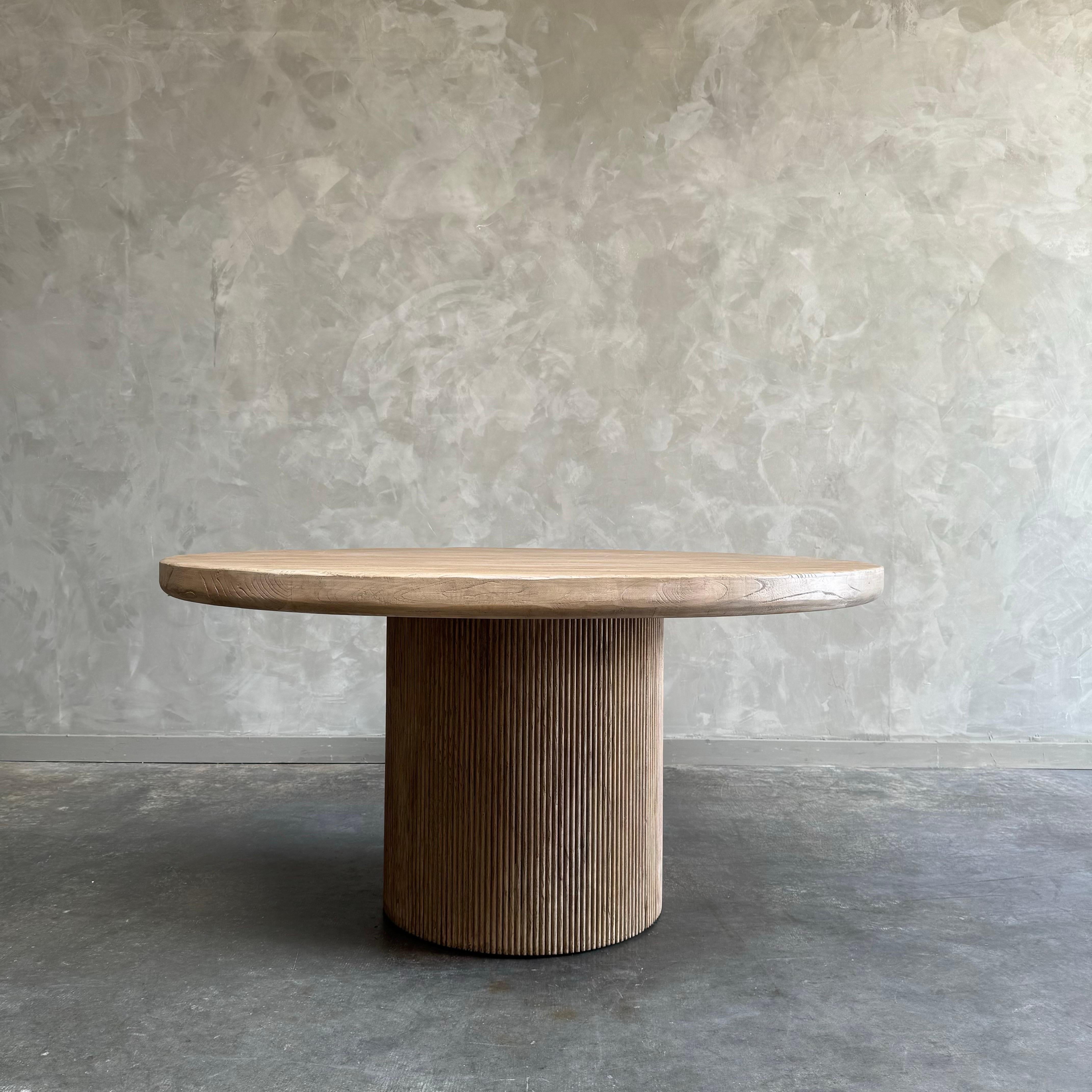 Round elm wood reeded dining table 60