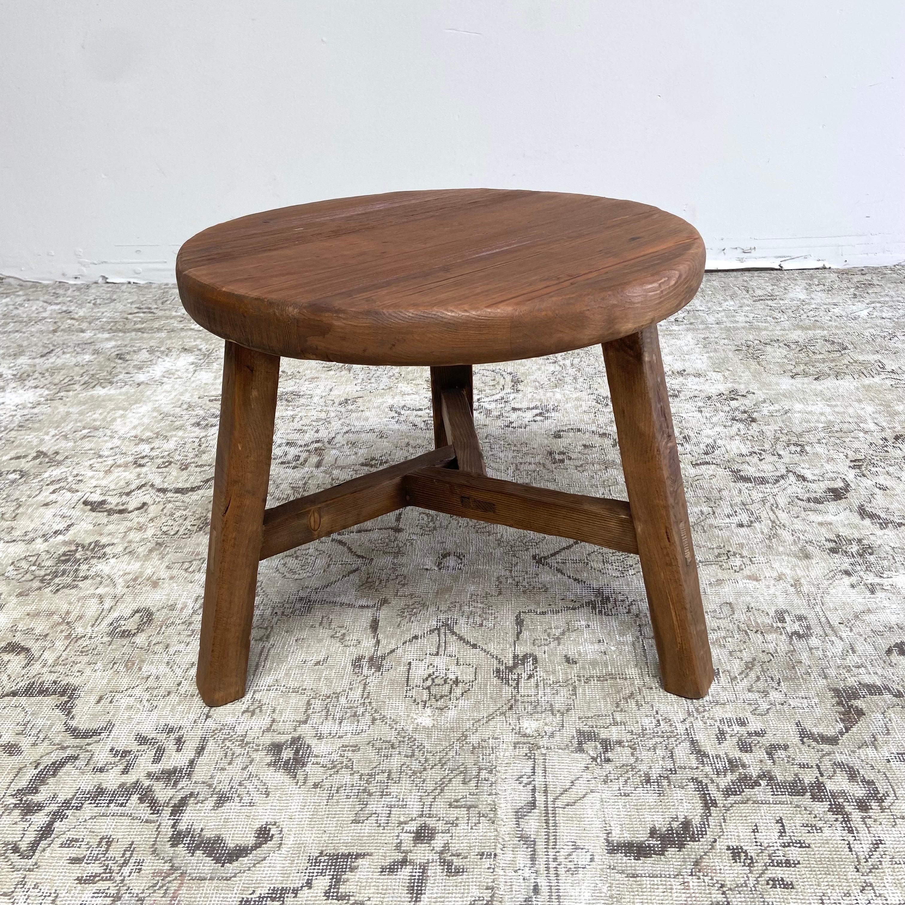 Round Elm Wood Side Table In Good Condition For Sale In Brea, CA