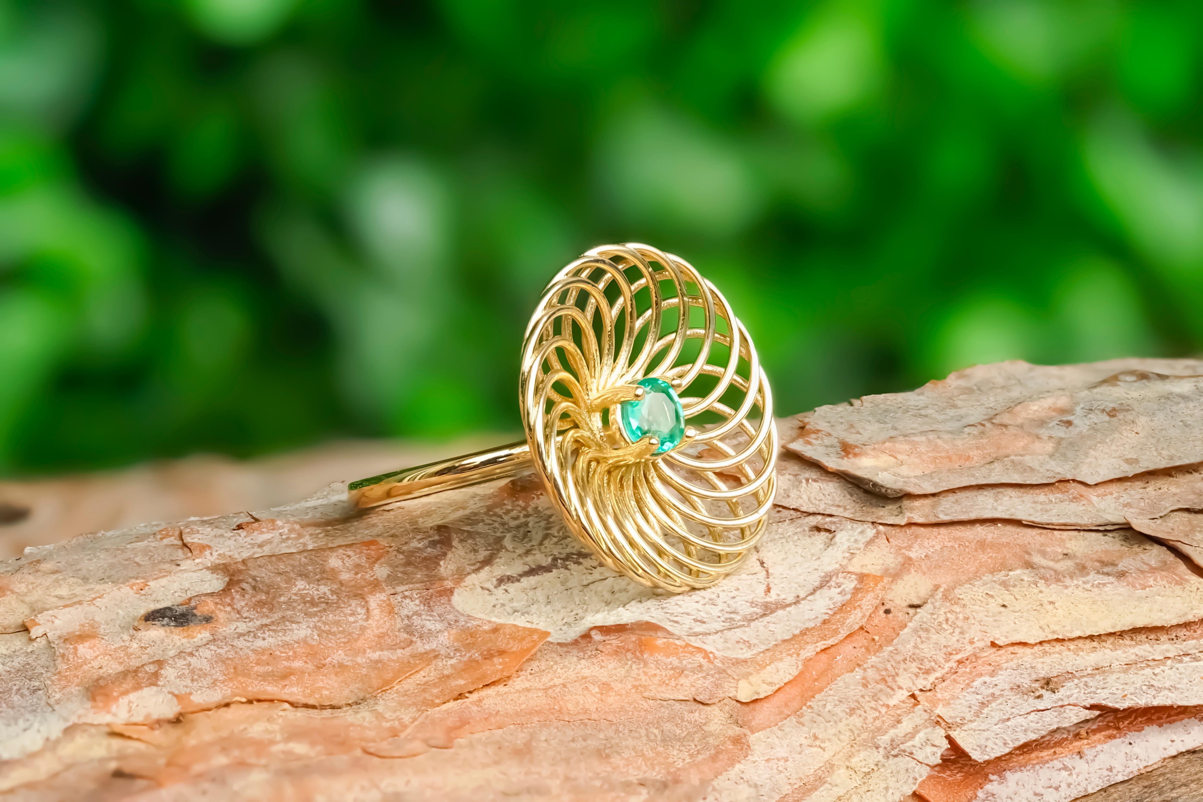 Im Angebot: Runder Smaragd 14k Gold Ring. Smaragd-Verlobungsring () 11