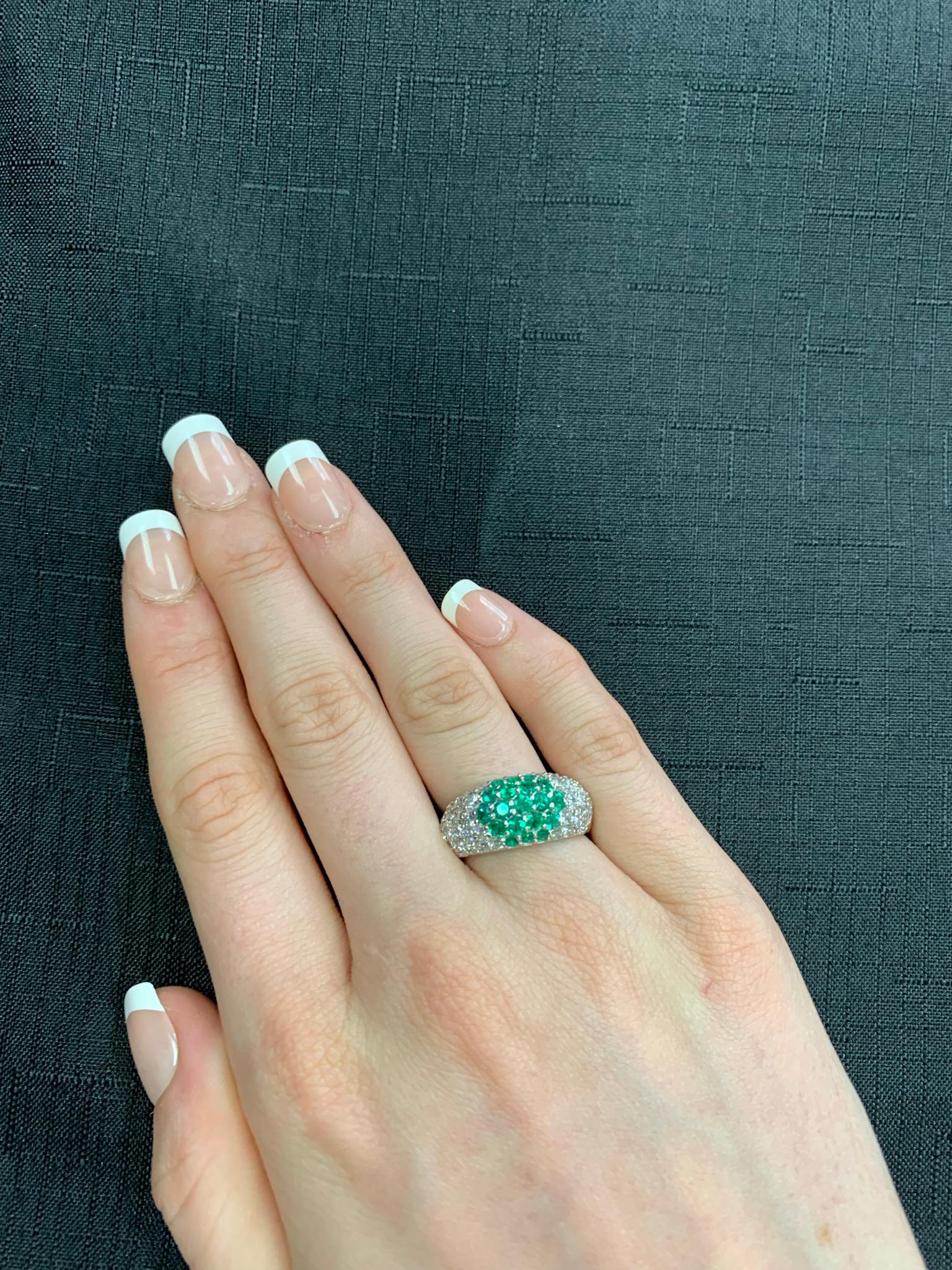 Round Emerald and Diamond Cocktail Ring, Platinum For Sale 1