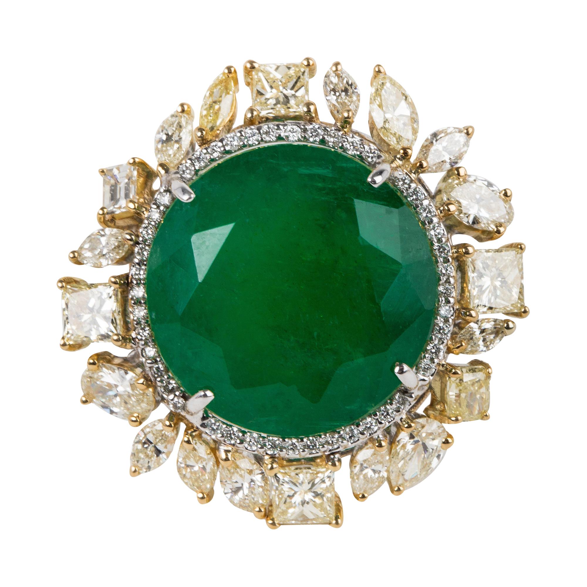 Round Emerald Ring with Diamonds For Sale