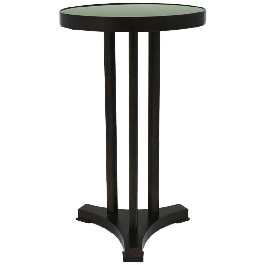 Table d'appoint ronde avec plateau en verre peint vert olive et base en acajou foncé