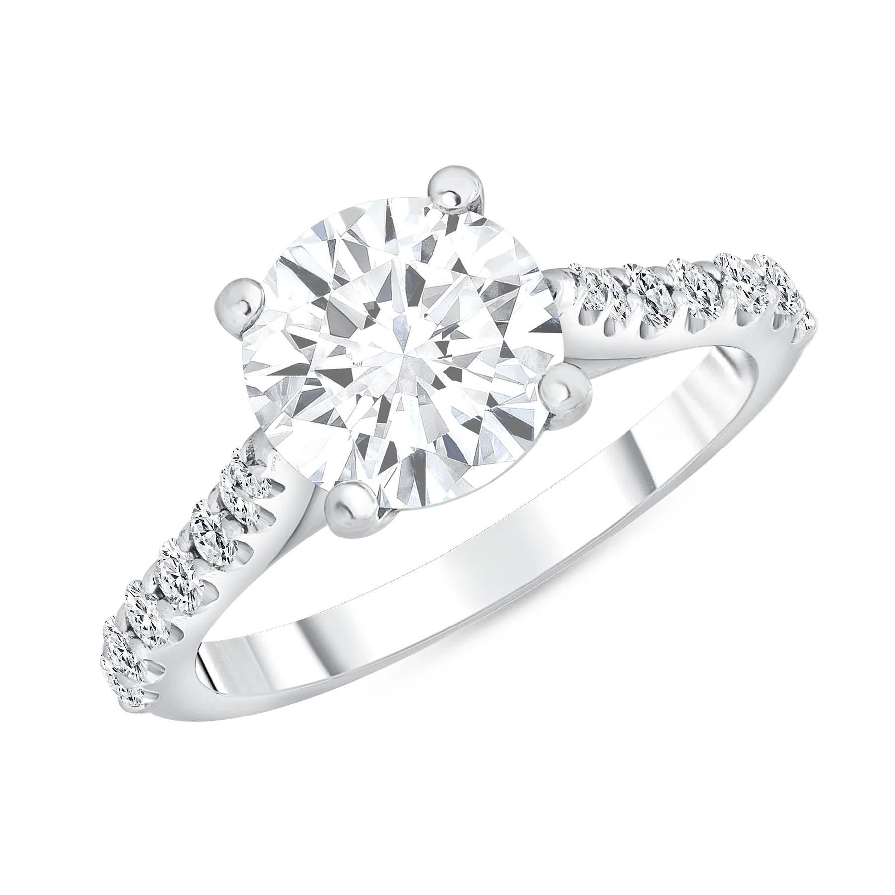 For Sale:  Round Brilliant Solitaire 18K Gold Engagement Ring 3