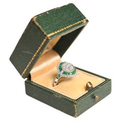 Cluster Diamond Emerald Halo Ring. 0.70TCW Diamond Engagement Ring H VS1-VS2