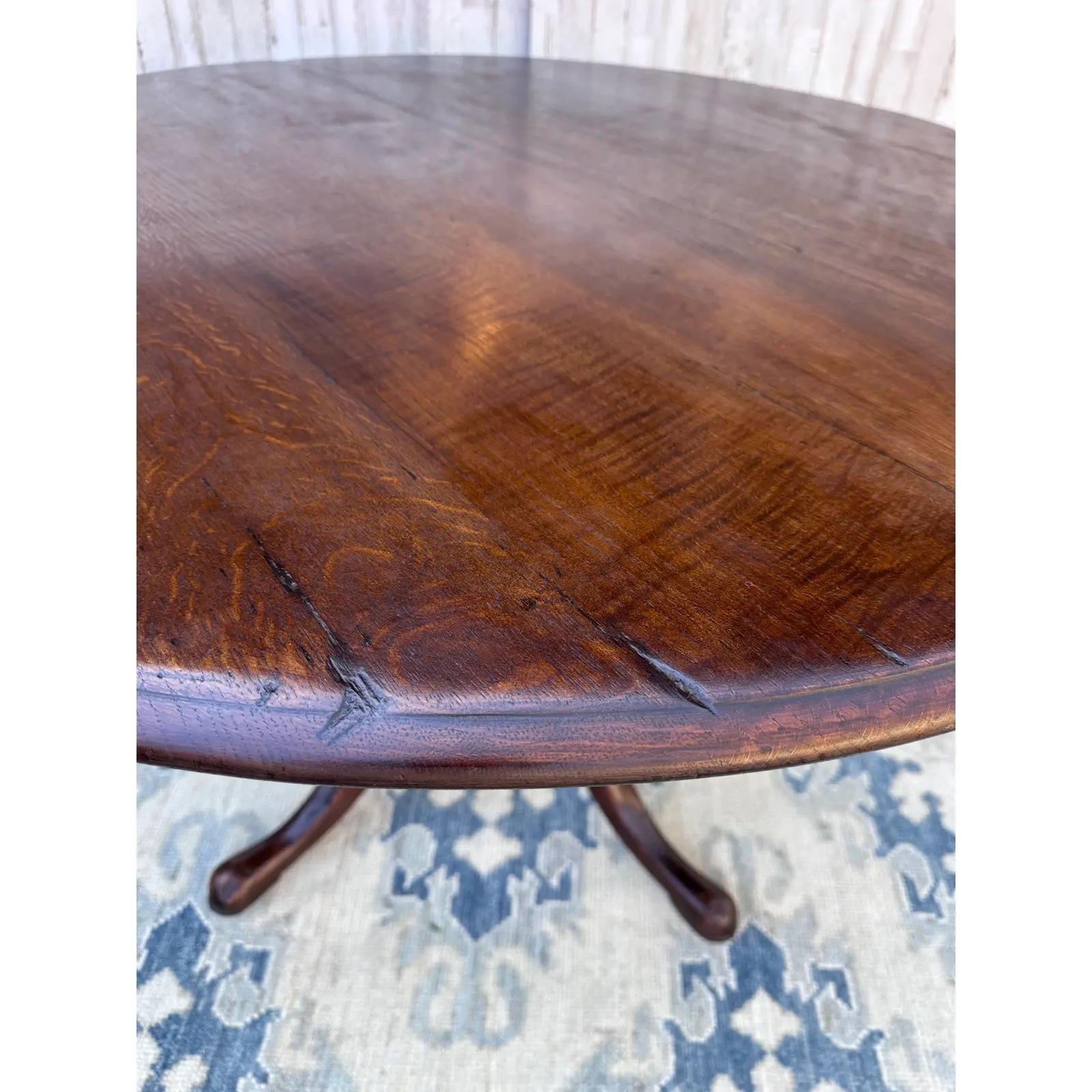 Round English Breakfast Table In Good Condition For Sale In Nashville, TN