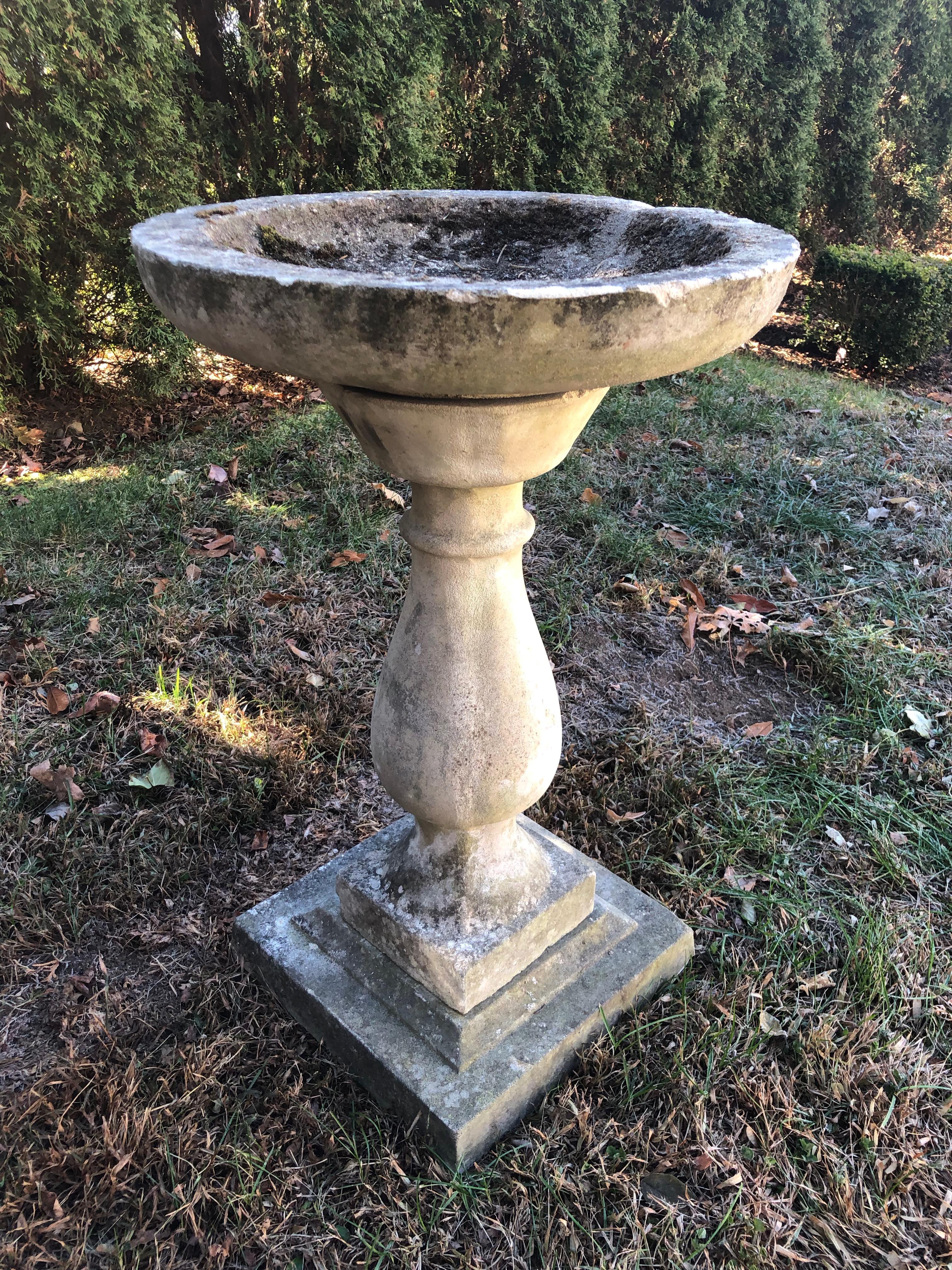 Round English Cast Stone Birdbath with Lovely Patina In Good Condition In Woodbury, CT