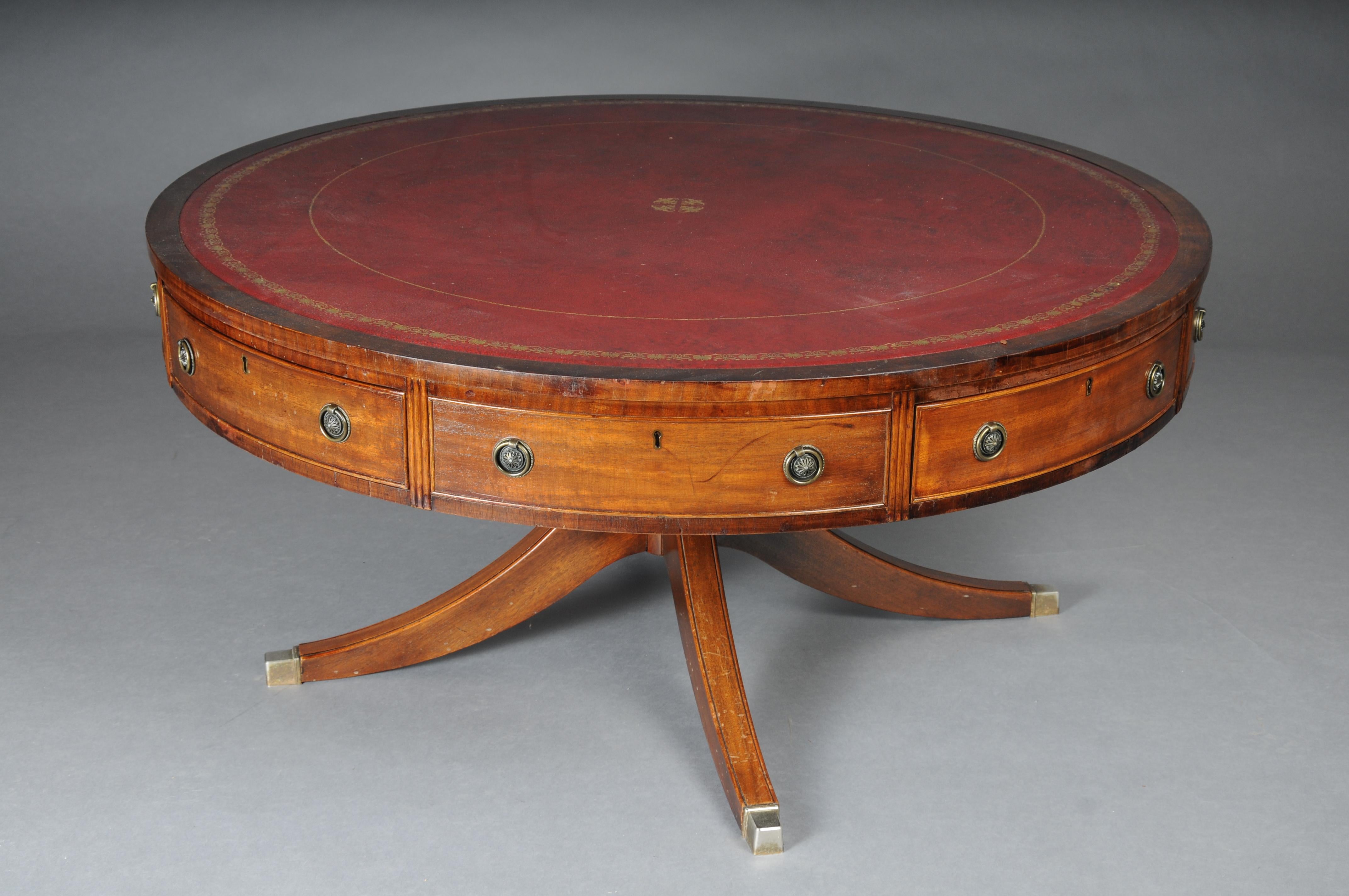Round English coffee table Chesterfield table, around 1890, bordeaux For Sale 2