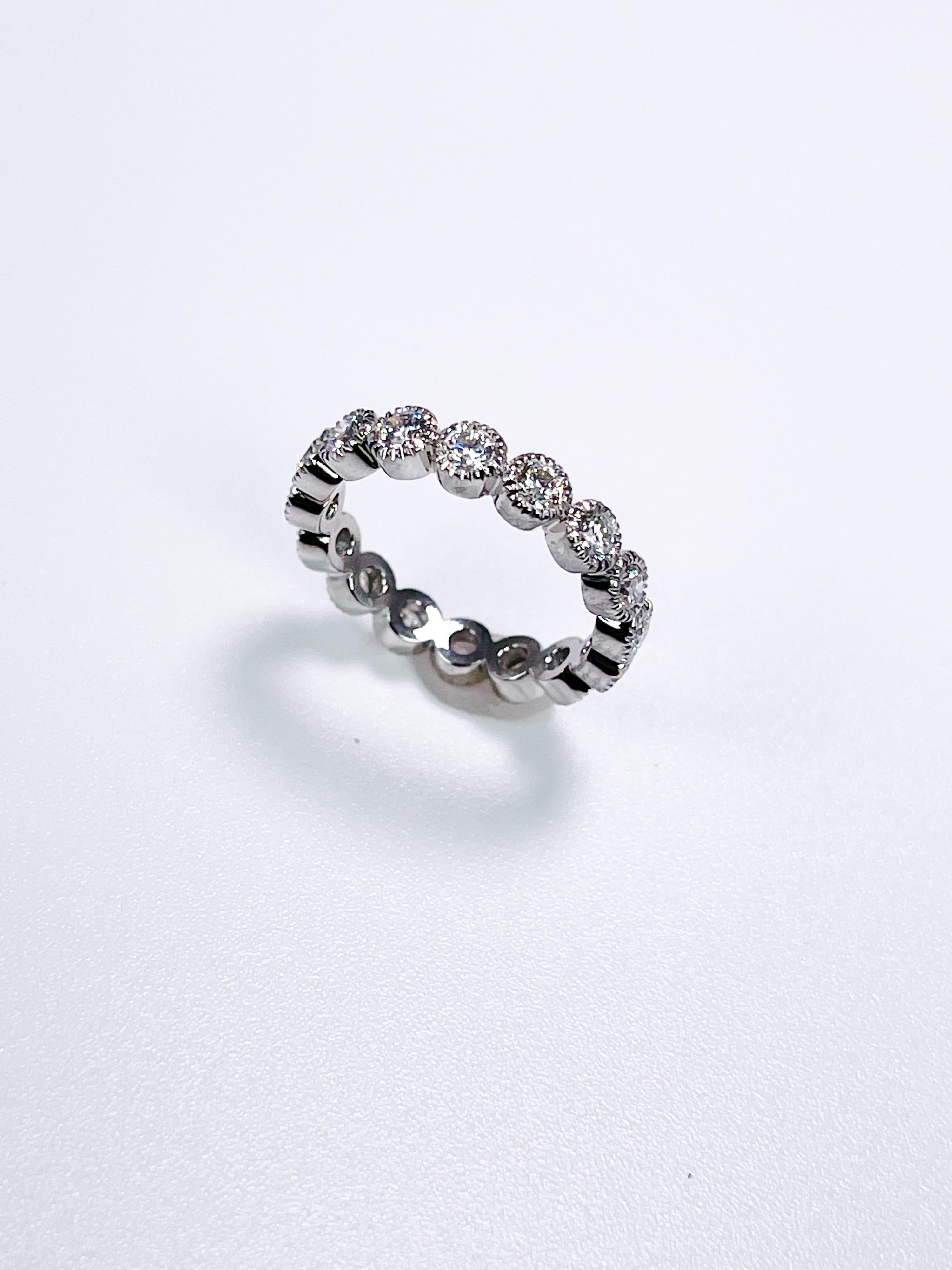 Round Eternity Ring Hand Engraved Made in Platinum 1ct In New Condition For Sale In Jupiter, FL