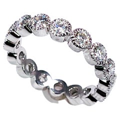 Runder Eternity-Ring, handgraviert aus Platin, 1 Karat