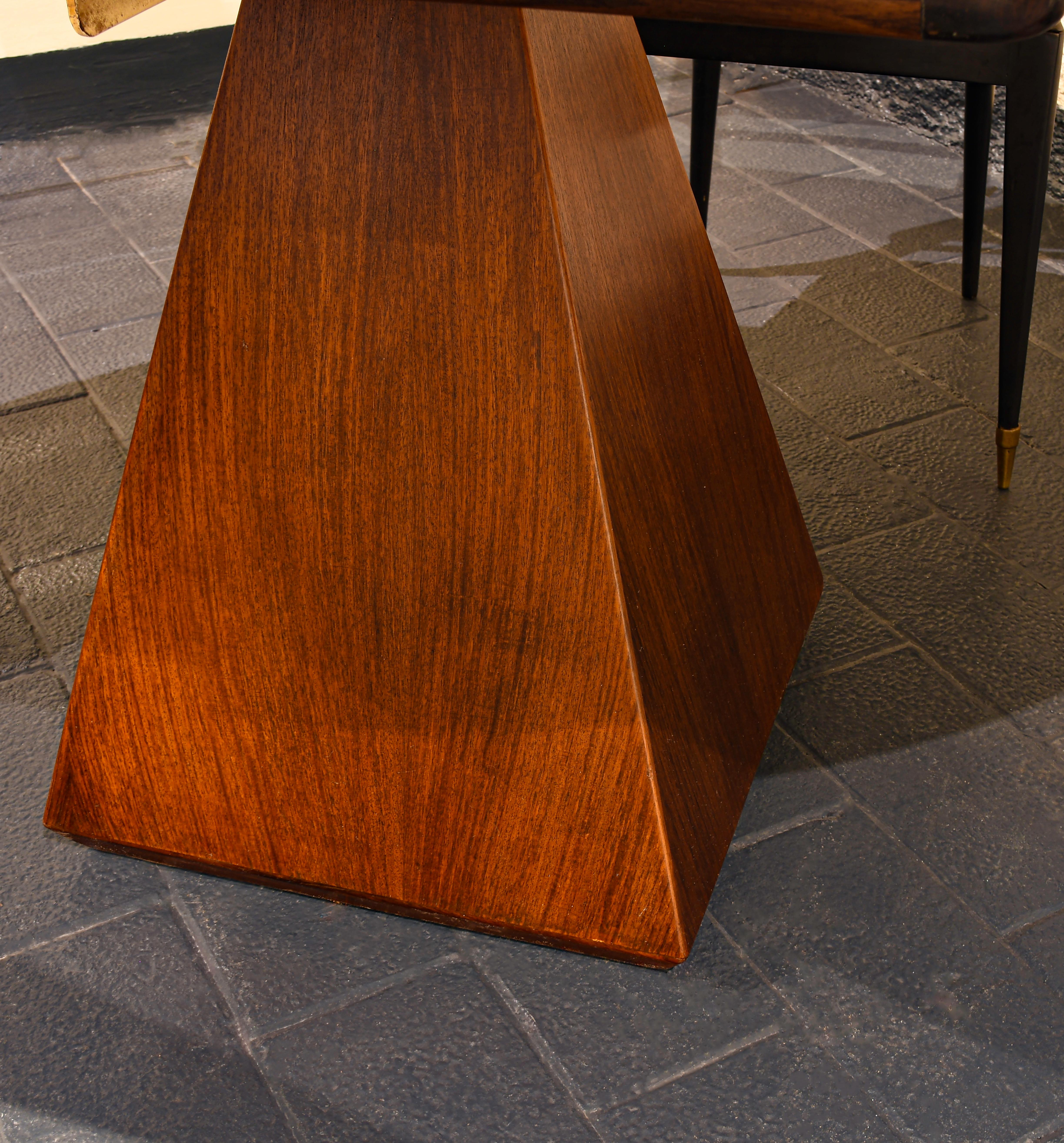 Wood Round Extendable 