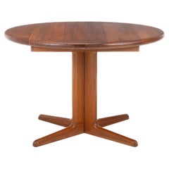 Round extendable dining table by Korup Stolefabrik, Denmark 1960s