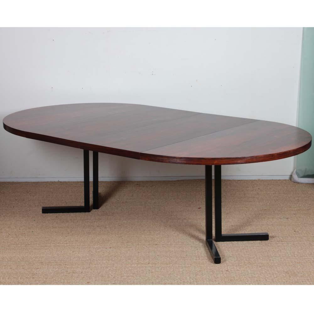 Tavolo da pranzo rotondo allungabile in palissandro Rio, anni '60 in vendita 1
