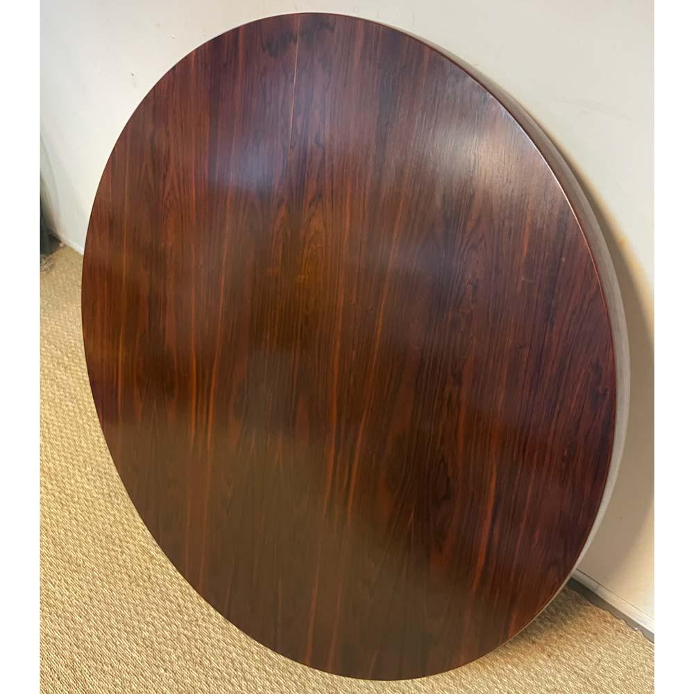 Table de salle à manger ronde à rallonge en palissandre de Rio, années 1960 en vente 2