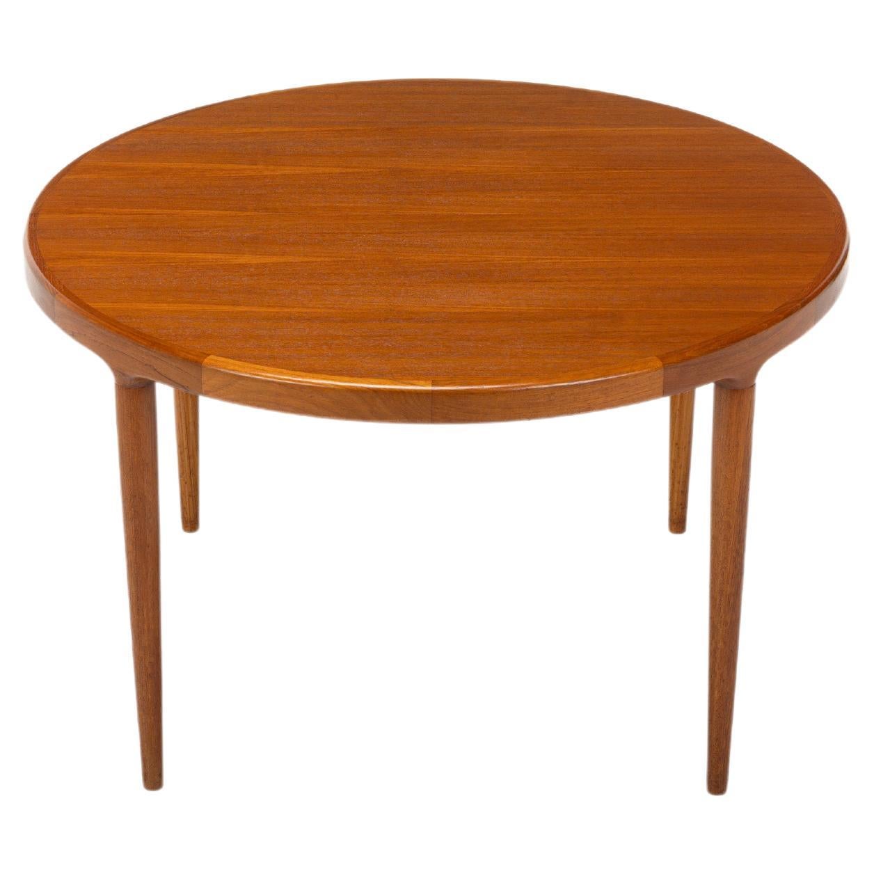 Table de salle à manger ronde à rallonge en teck par Harry Østergaard pour Randers Furniture 