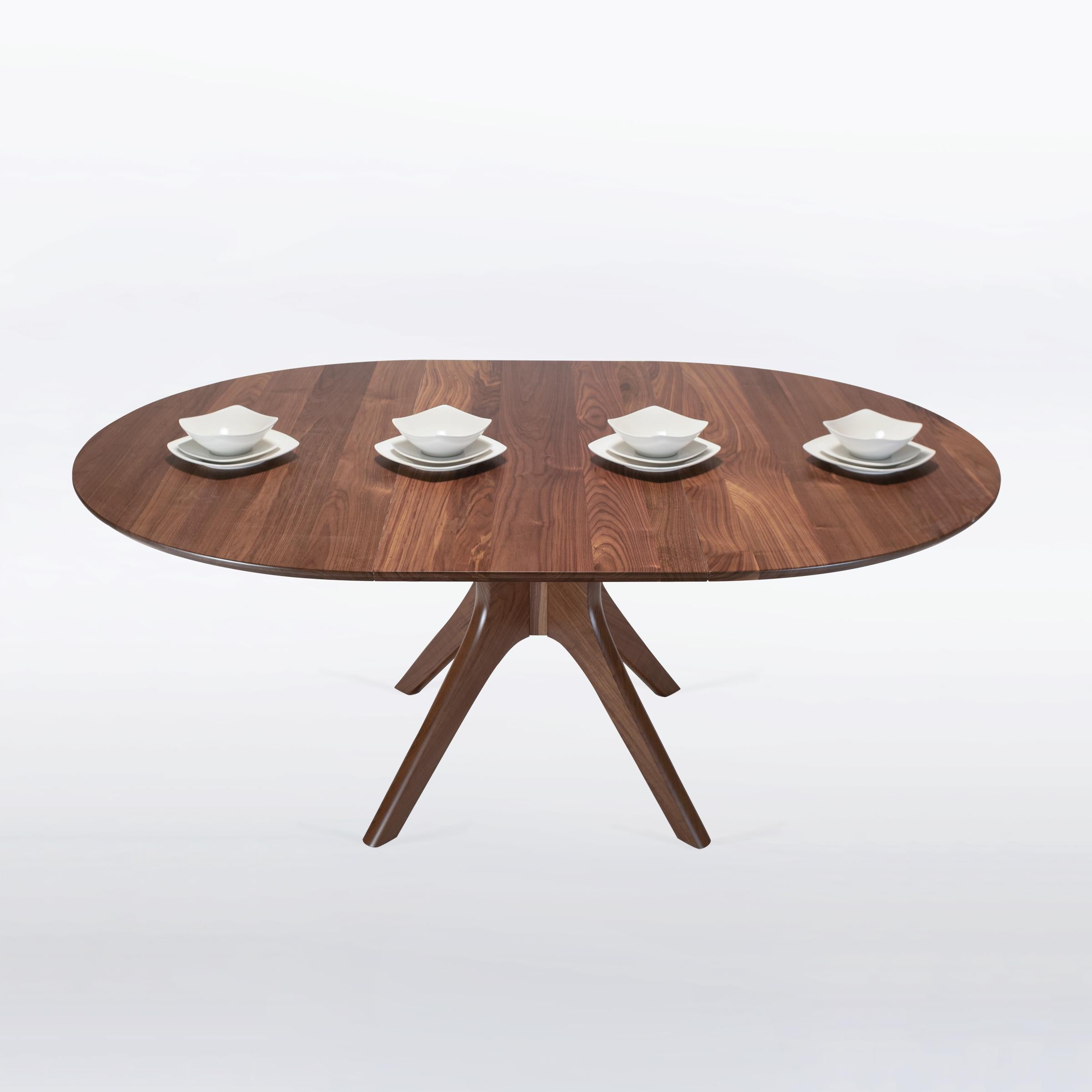 Round Extendable Pedestal Dining Table 46