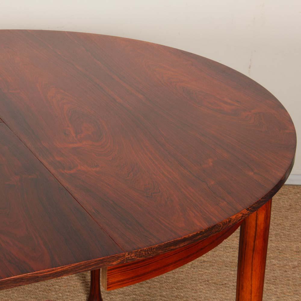 Table de salle à manger ronde en bois extensible, 1960 Bon état - En vente à MONTESSON, FR