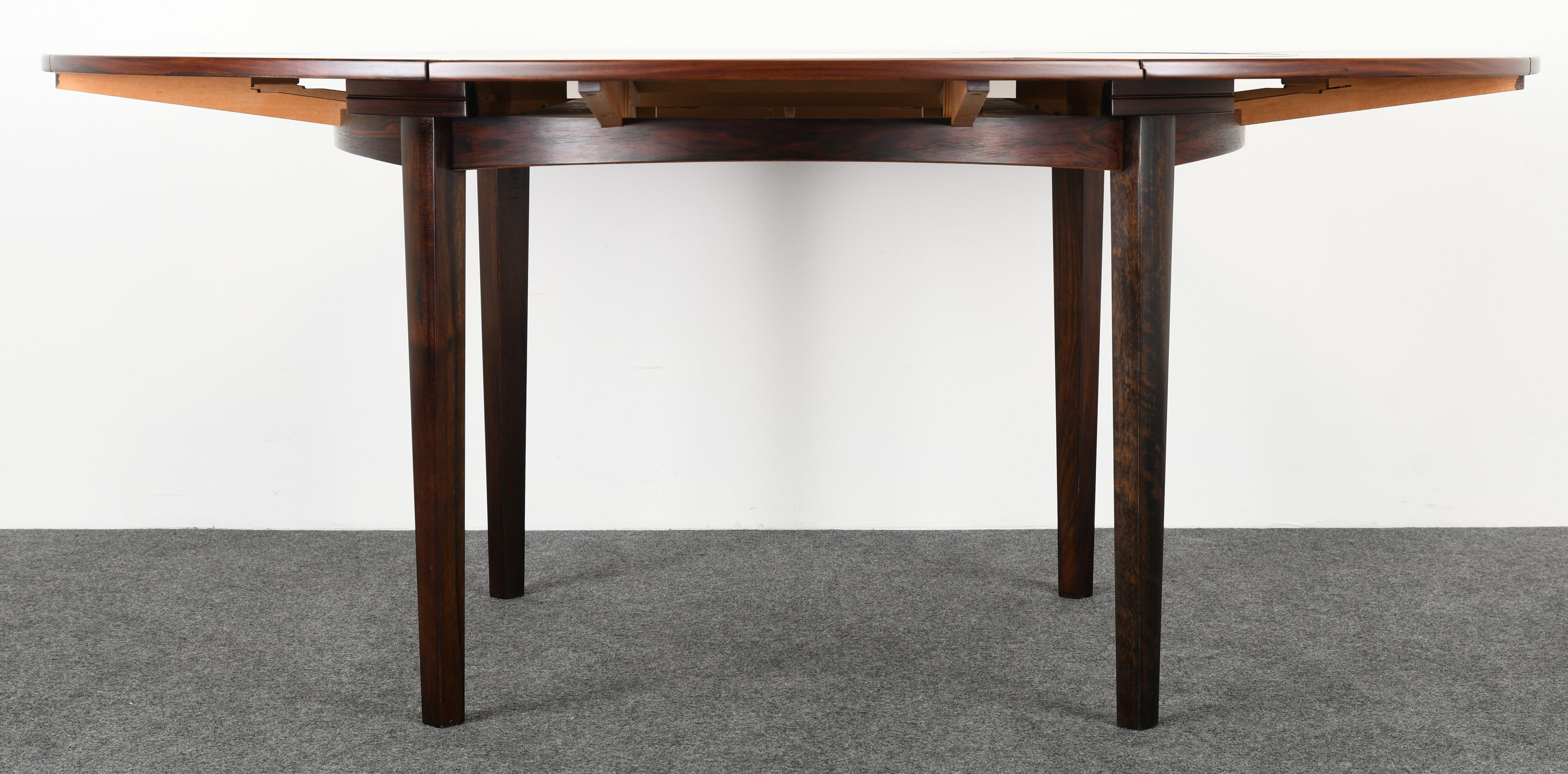Round Rosewood Extension Table by Dyrlund, 1960s 9
