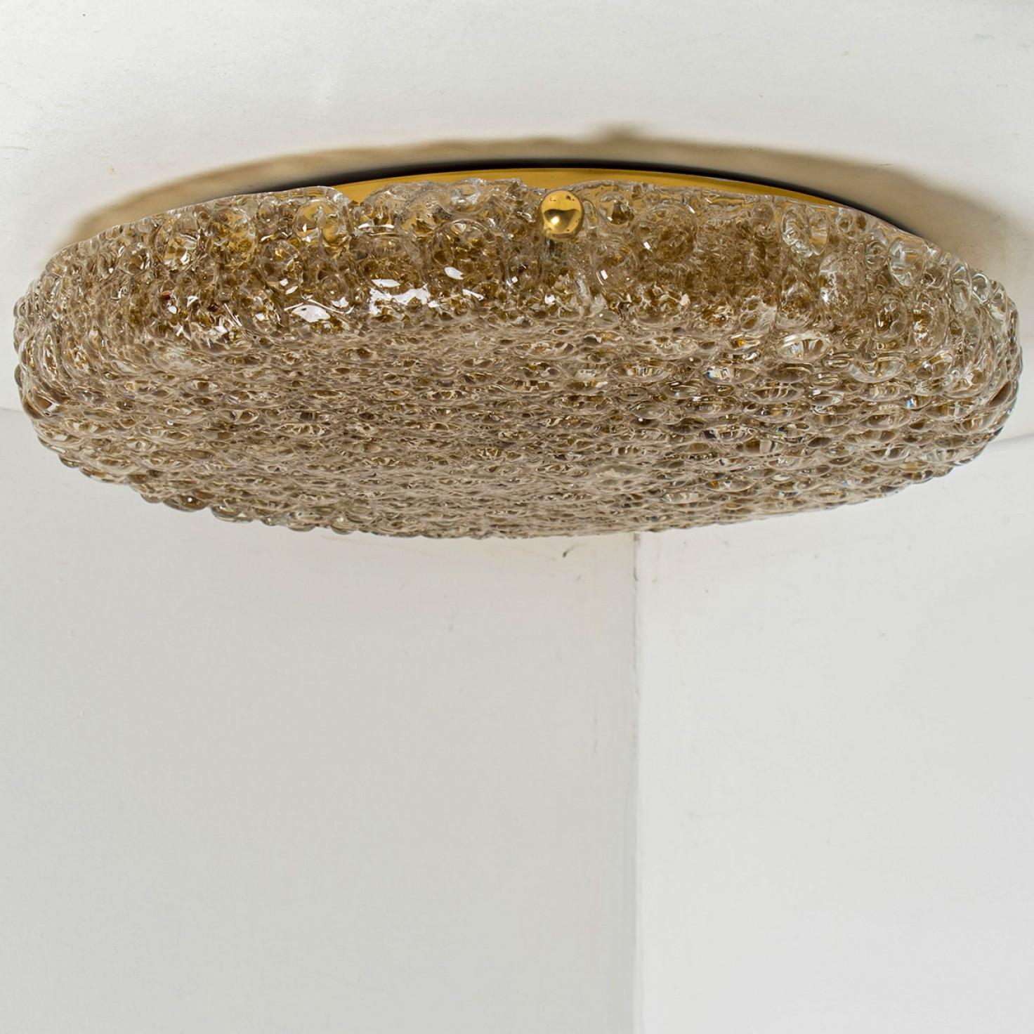 Tedesco Plafoniera rotonda in vetro fumé di Hillebrand, 1970 in vendita