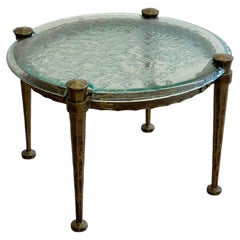 Table basse ronde forgée avec plateau en verre couleur aigue-marine – style Lothar Klute – 1980