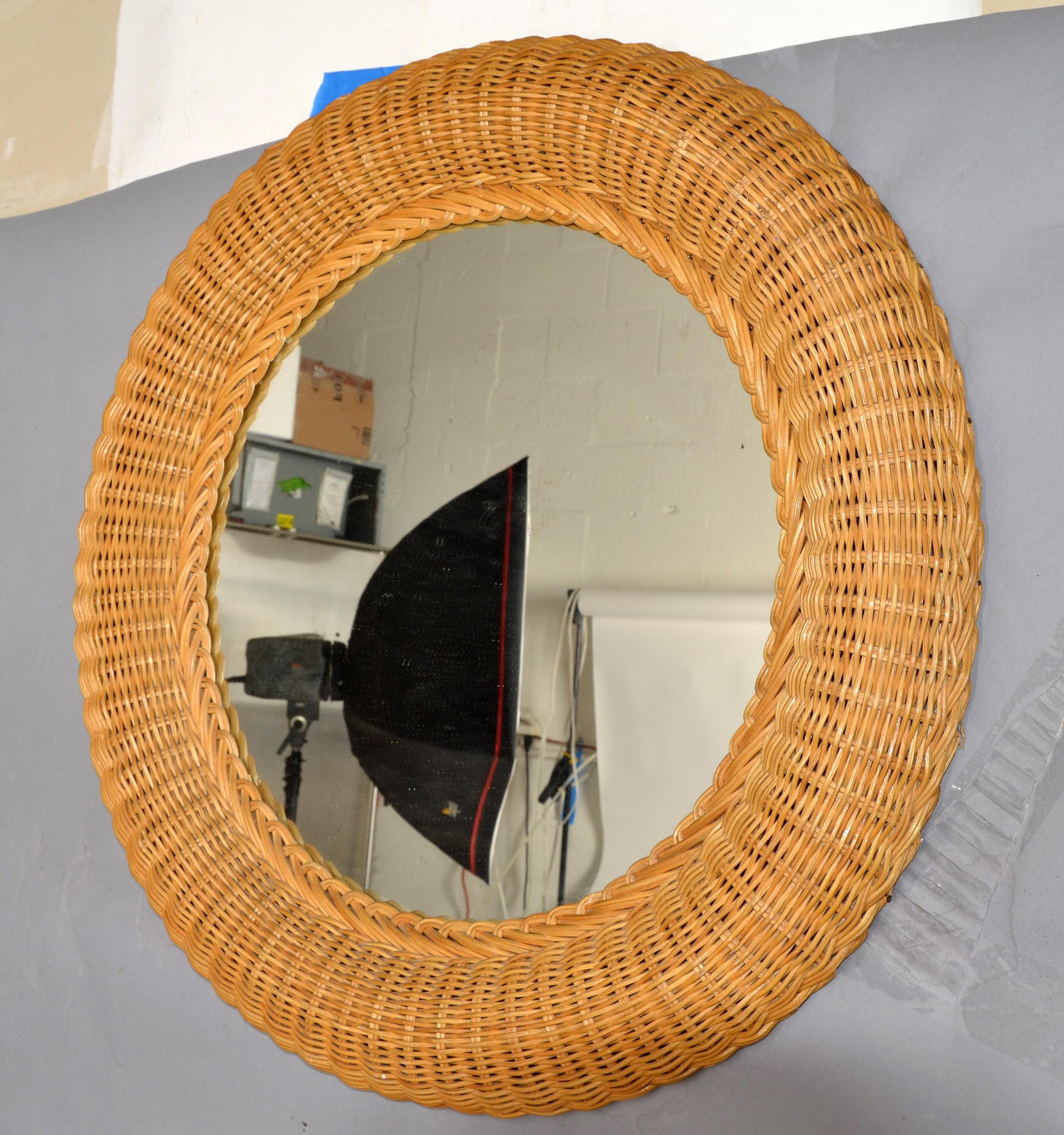 Mid-20th Century Round French Coastal Handwoven Pencil Reed & Wicker Wall Mirror Bohemian Chic For Sale