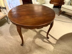 Round French Louis XV-Style Walnut Dining Table, Cabriole Leg