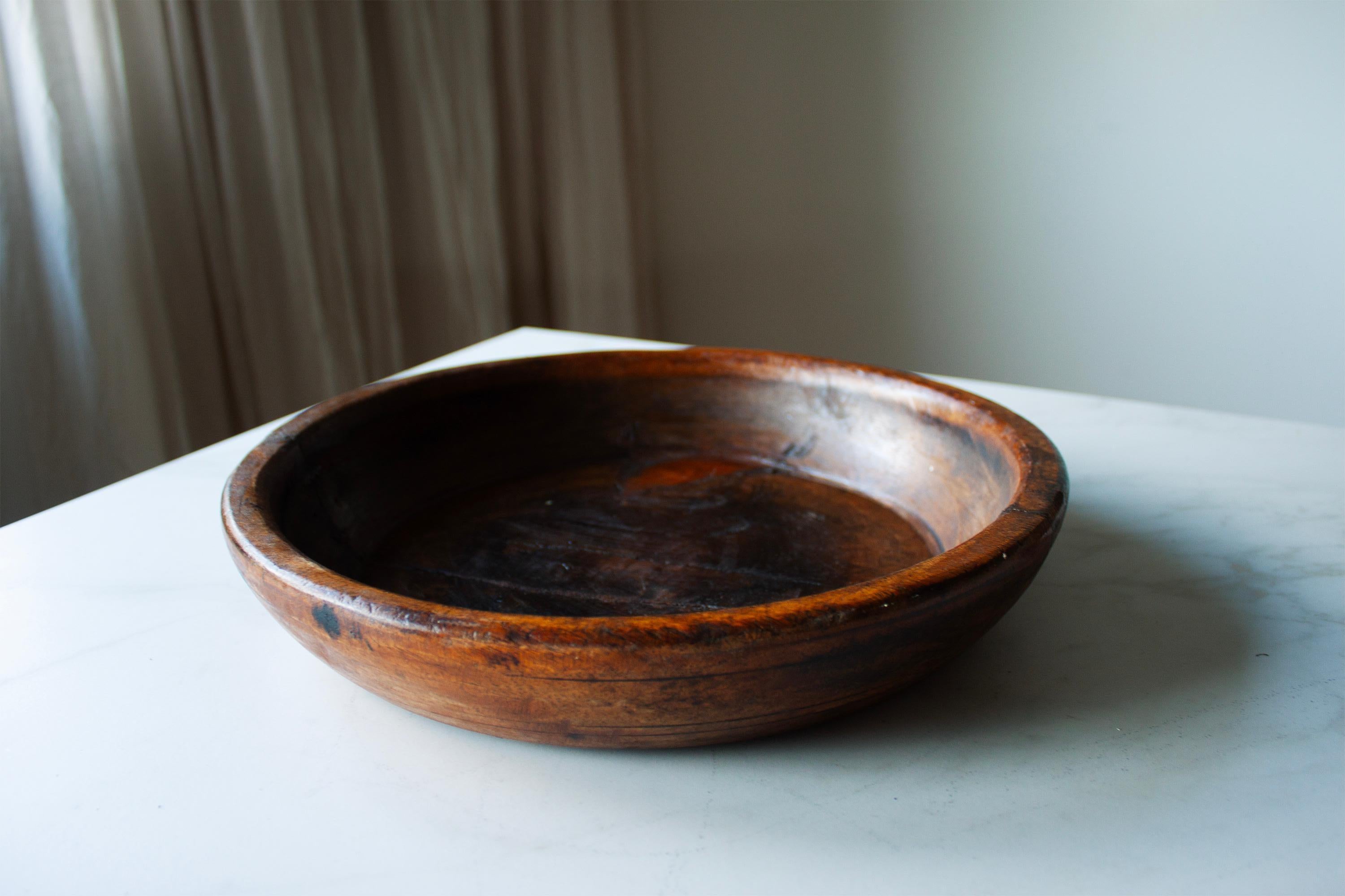 Contemporary Round French Provincial Hand Made Wooden Bowl Nr.2 For Sale