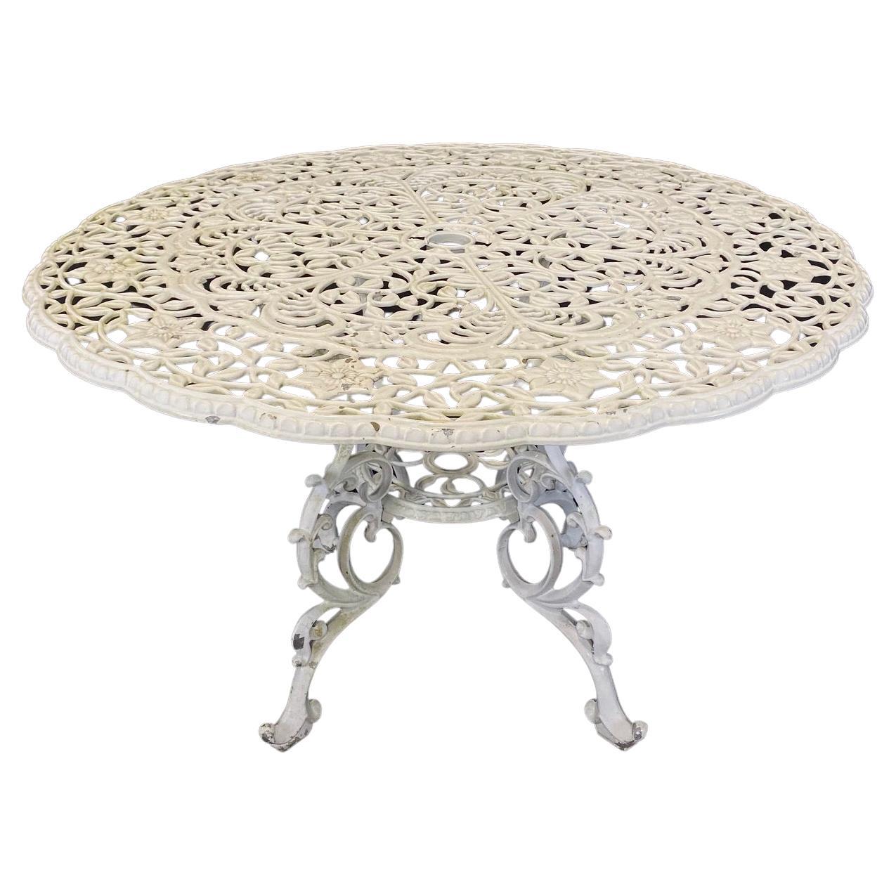 Antique and Vintage Patio and Garden Furniture 2,883 For Sale at