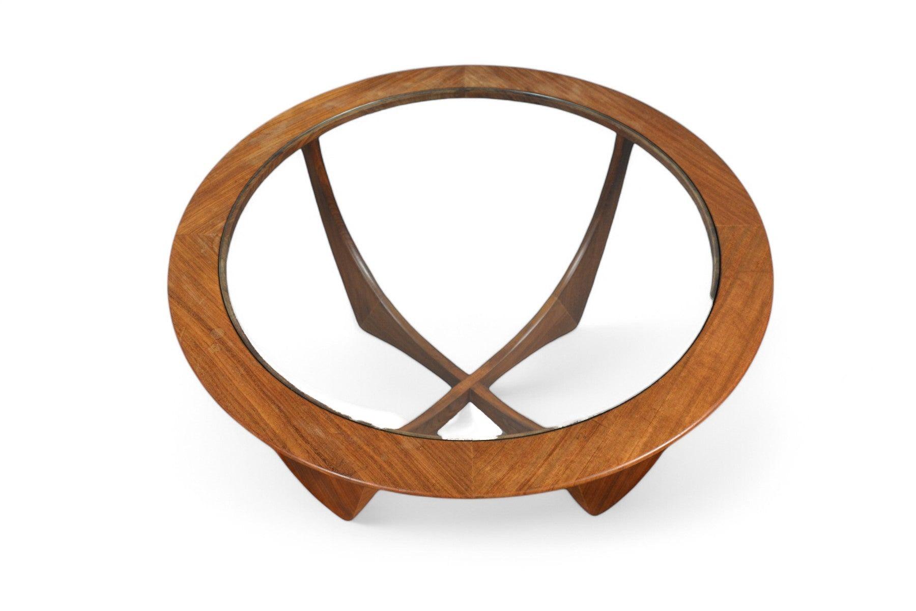 Mid-Century Modern Table basse Astro Round G Plan #10 en vente