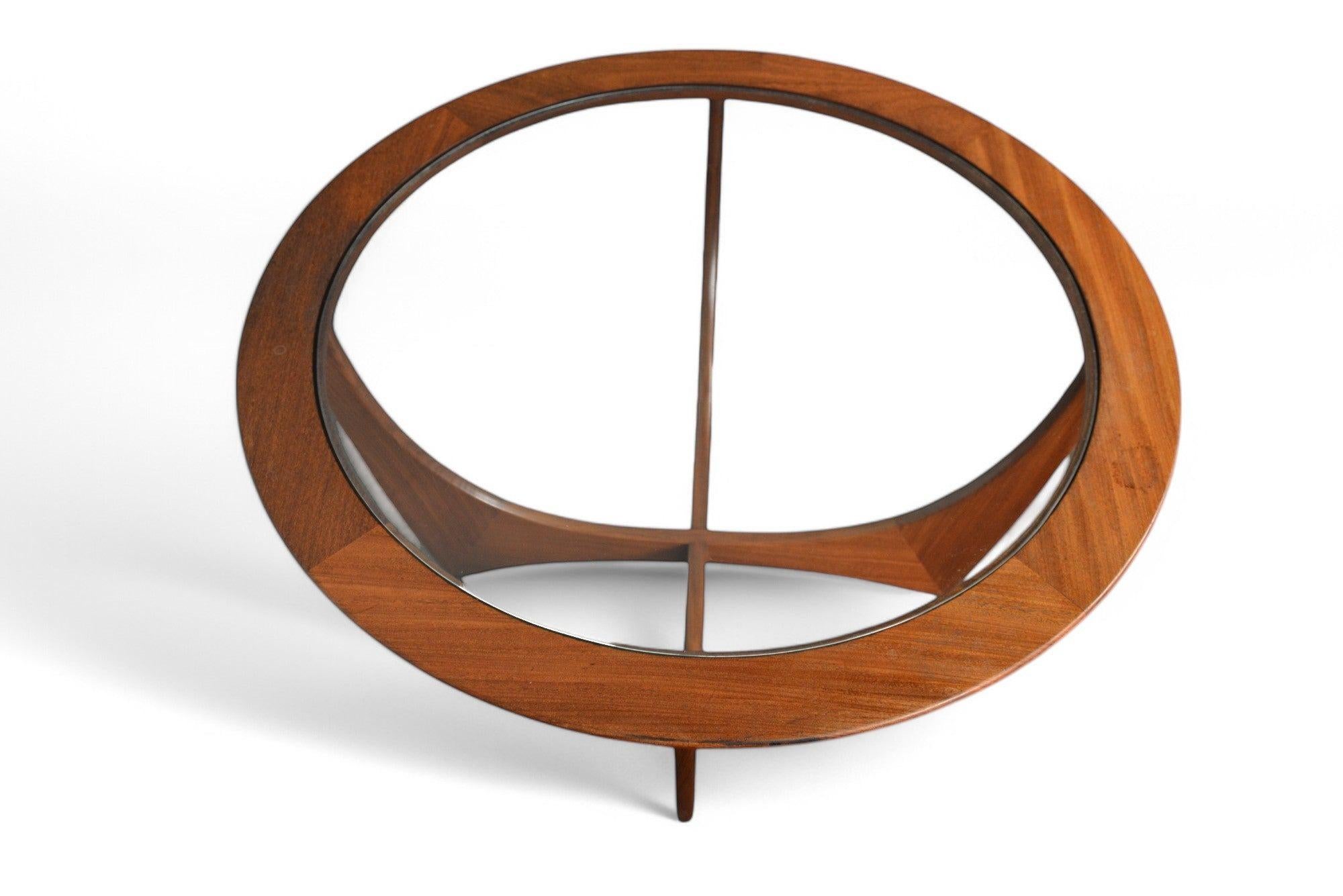 Mid-Century Modern Table basse Astro ronde G-Plan en vente