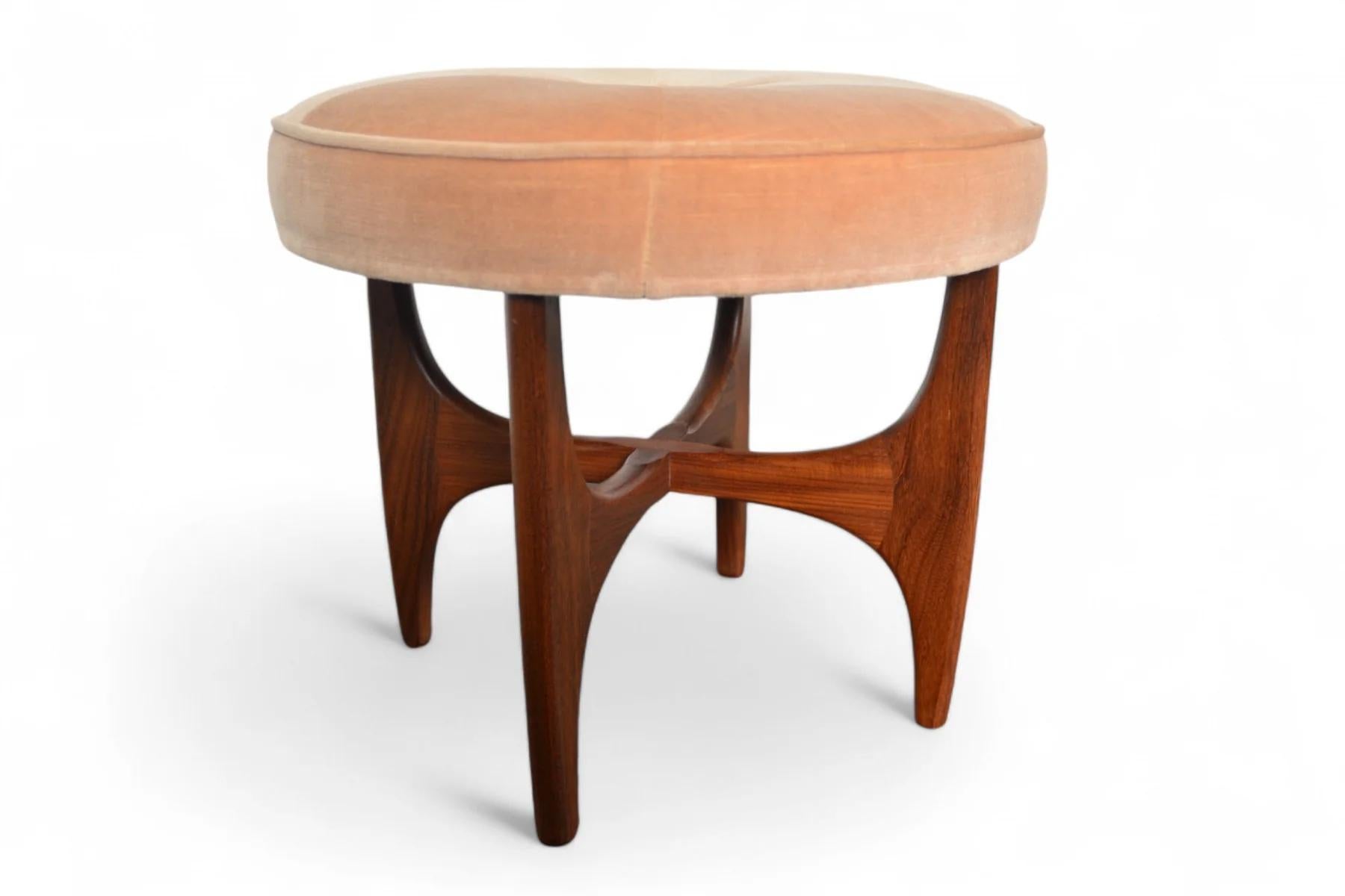 Mid-Century Modern Ottoman Astro rond Afromosia n° 3 en vente