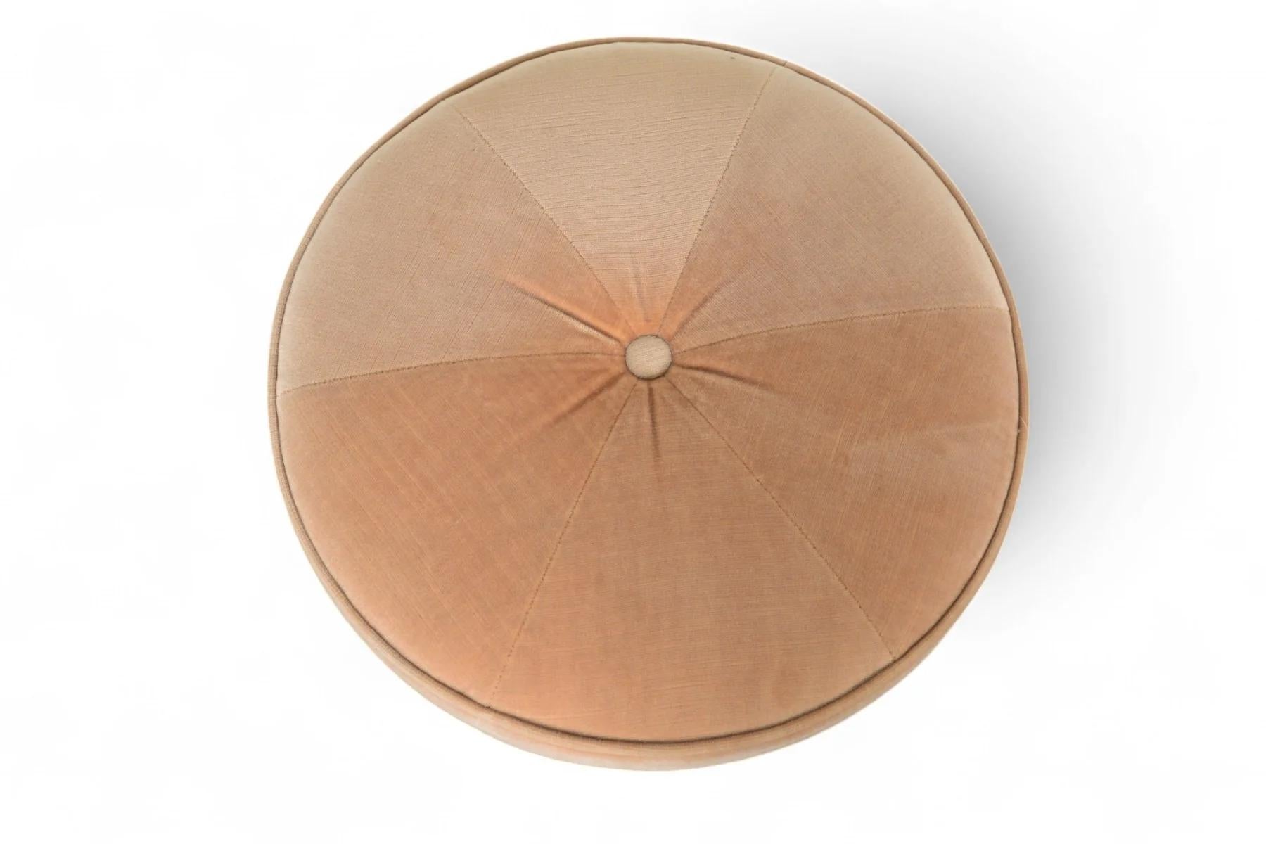 Anglais Ottoman Astro rond Afromosia n° 3 en vente