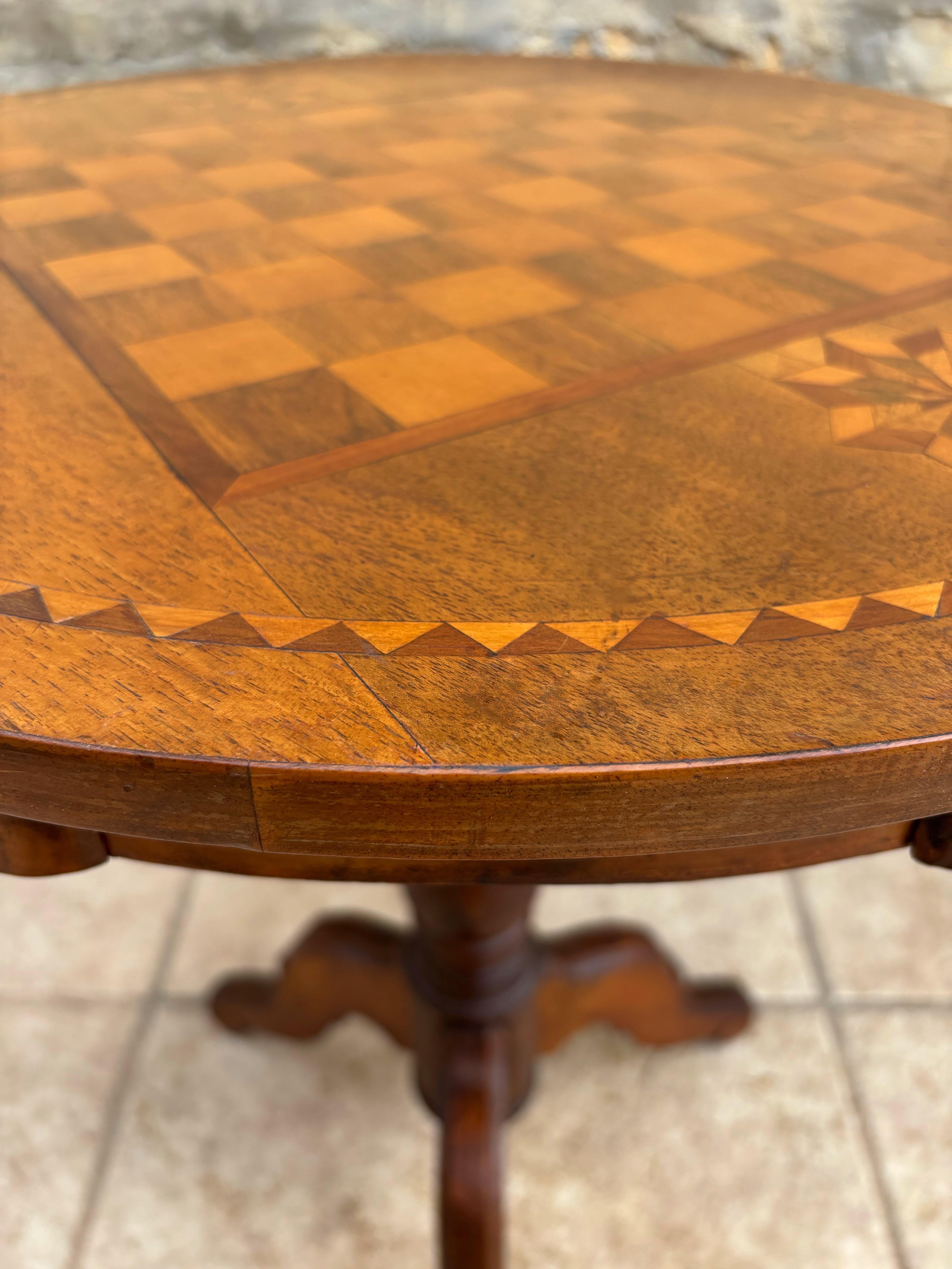 Round Game Table With Marquetry Top, 1940s For Sale 1