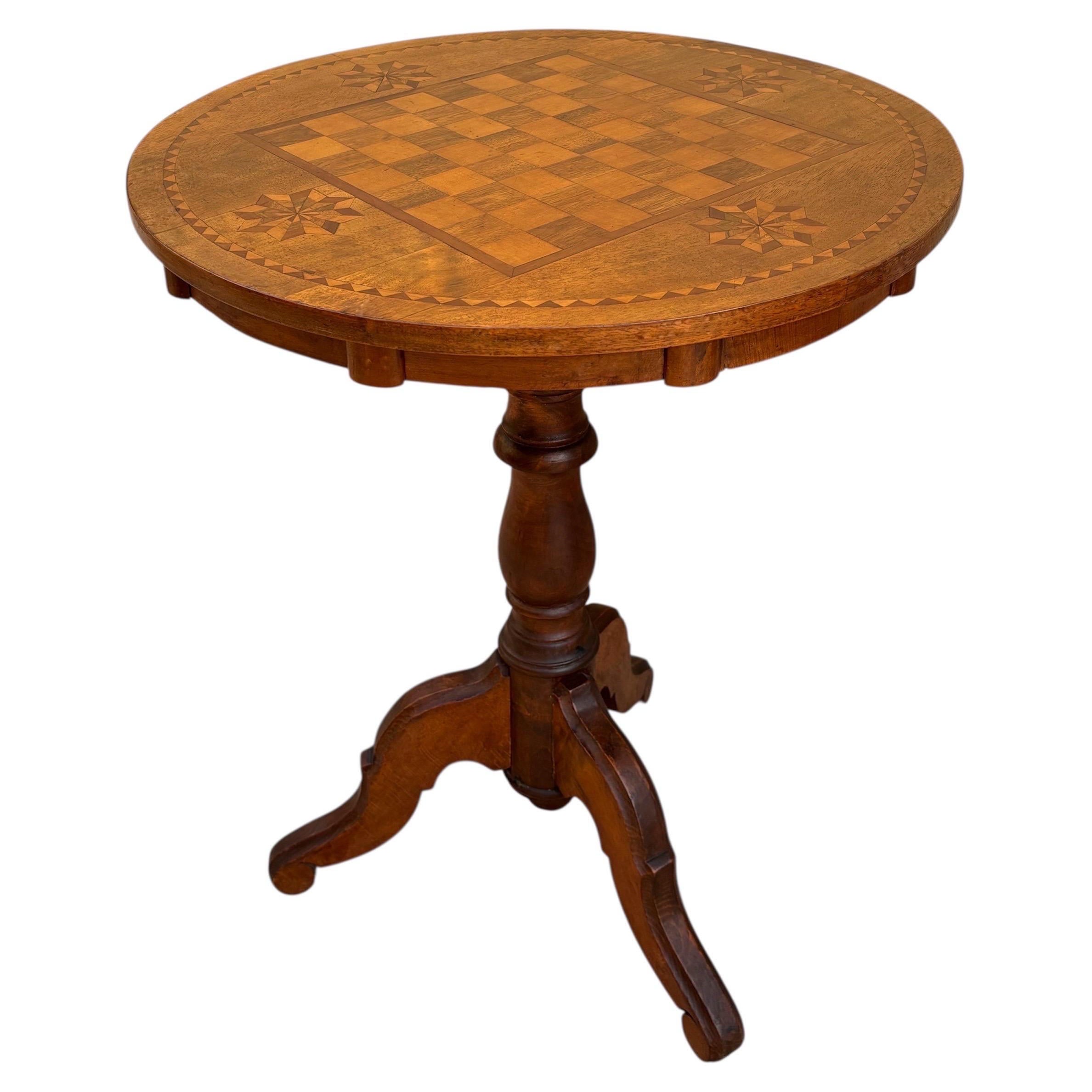 Table de jeu ronde avec plateau en marqueterie, années 1940